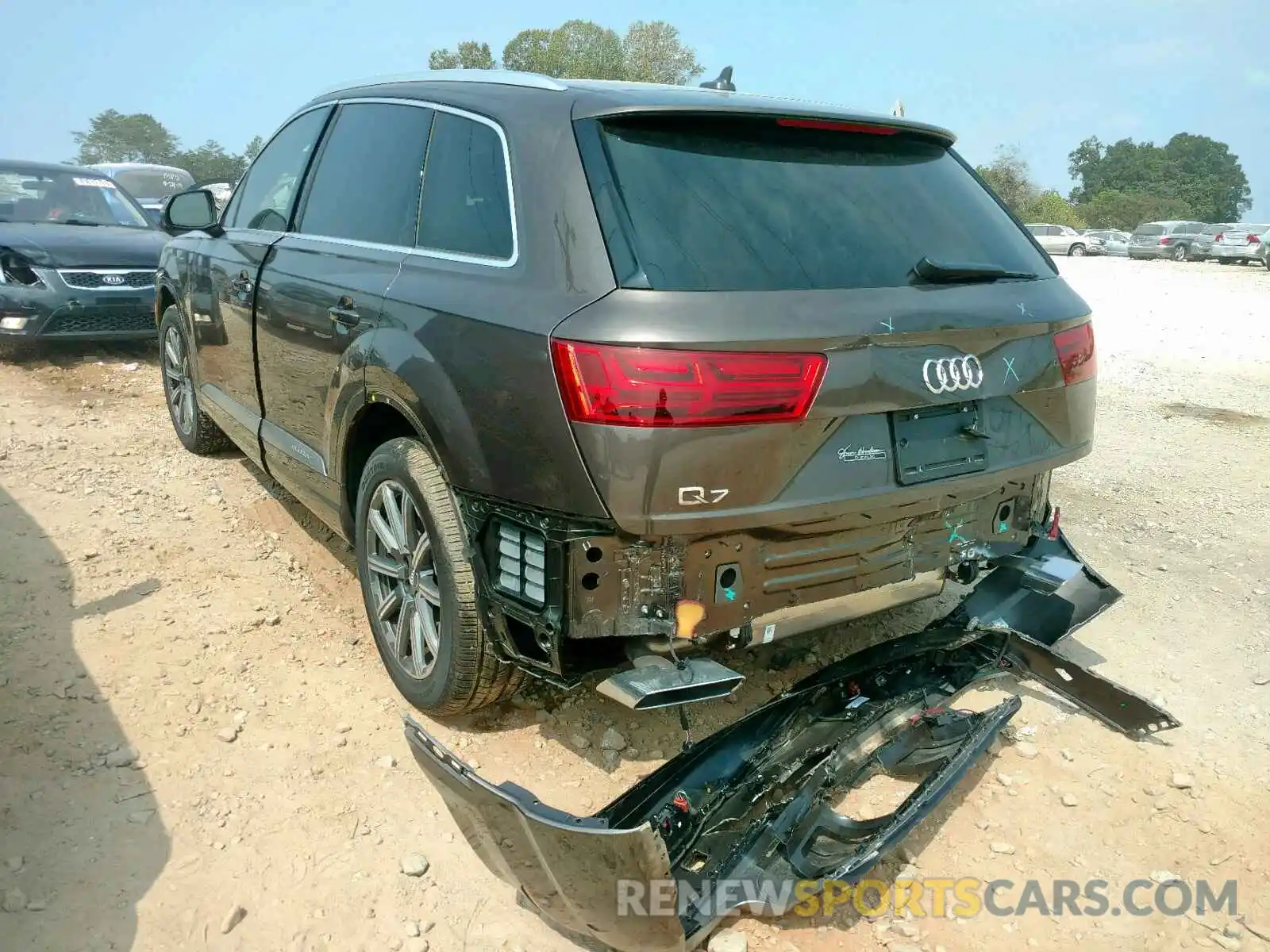 3 Фотография поврежденного автомобиля WA1LHAF77KD018131 AUDI Q7 PREMIUM 2019