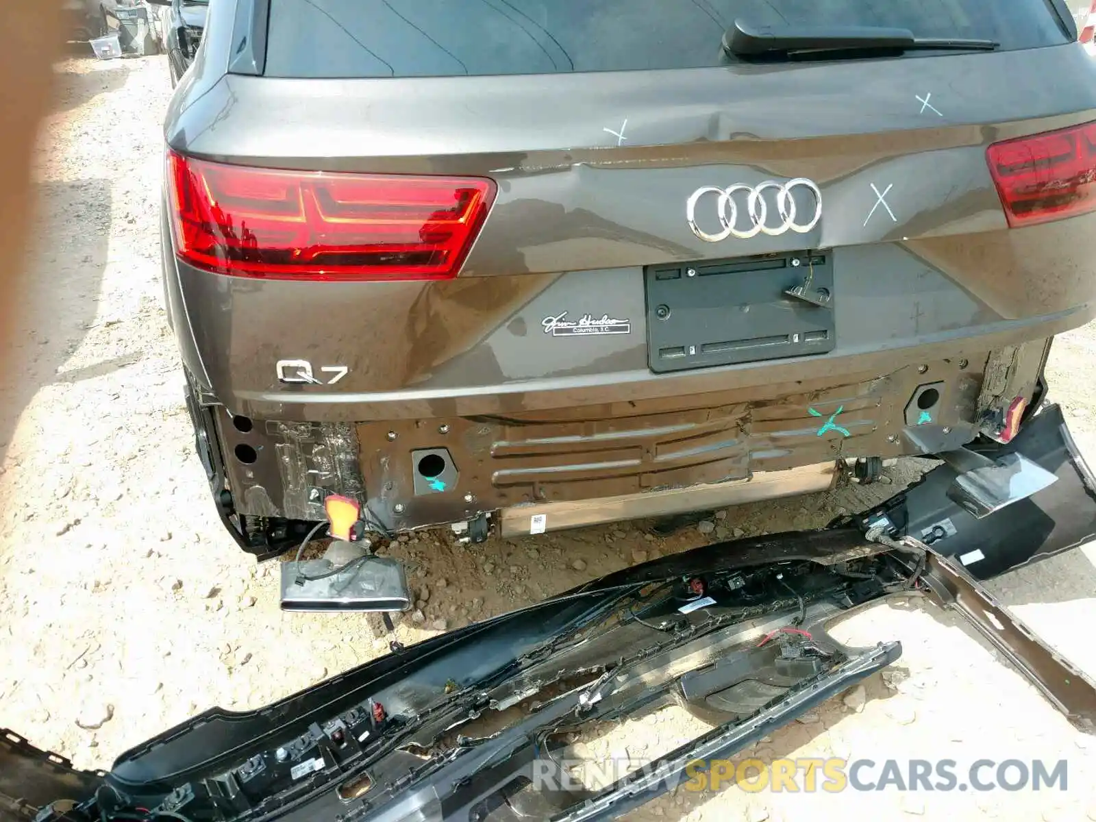 9 Photograph of a damaged car WA1LHAF77KD018131 AUDI Q7 PREMIUM 2019