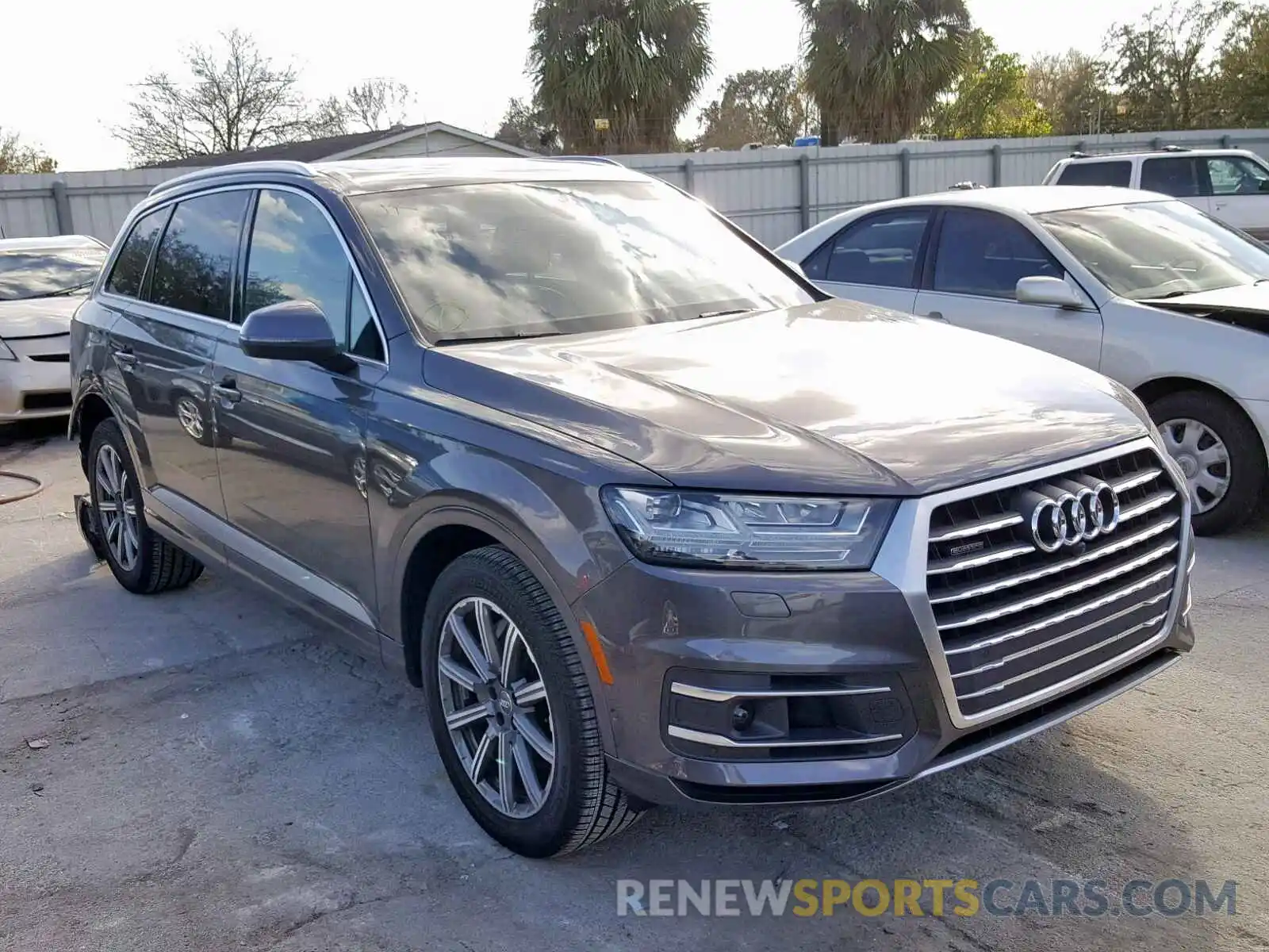 1 Photograph of a damaged car WA1VAAF71KD008790 AUDI Q7 PRESTIG 2019