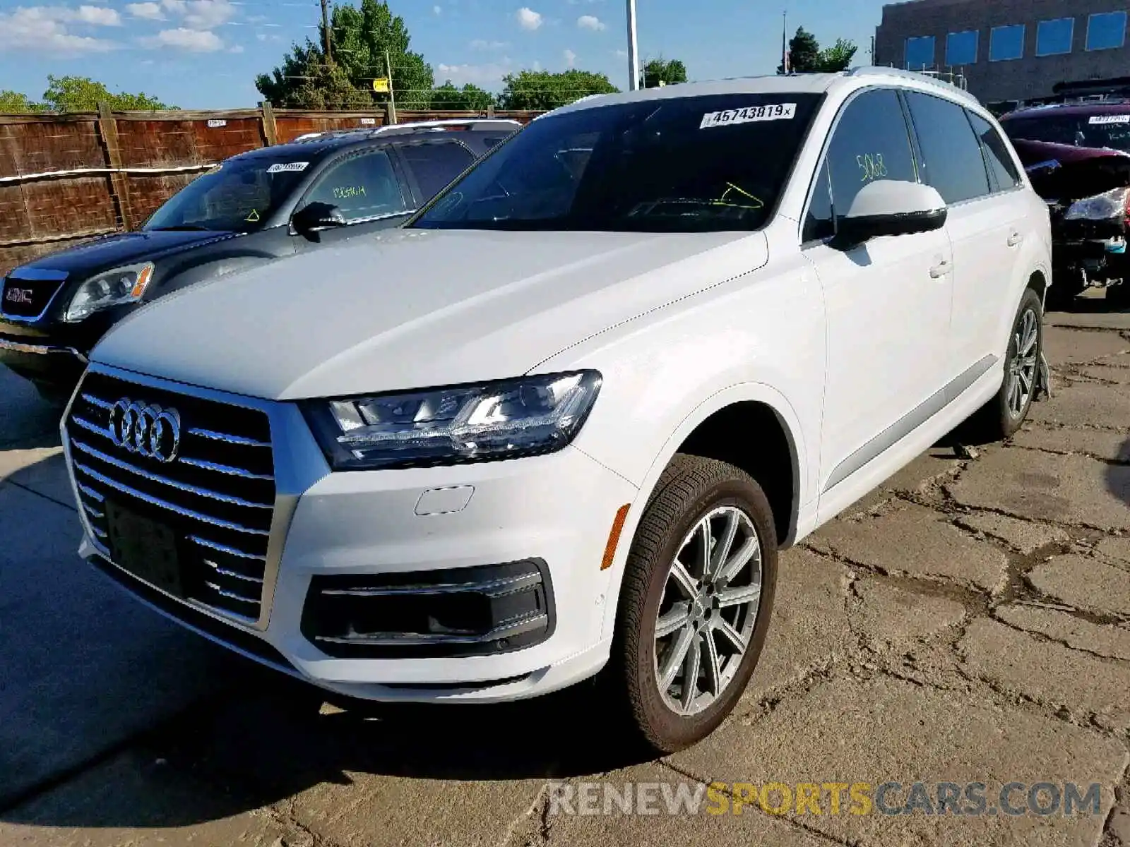 2 Фотография поврежденного автомобиля WA1VAAF72KD000035 AUDI Q7 PRESTIG 2019