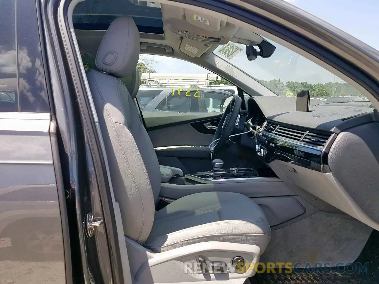 5 Photograph of a damaged car WA1VAAF72KD003551 AUDI Q7 PRESTIG 2019