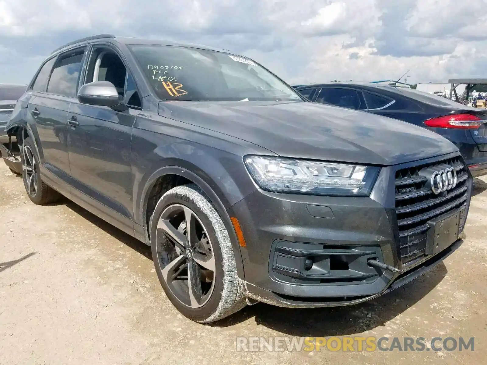 1 Photograph of a damaged car WA1VAAF72KD014842 AUDI Q7 PRESTIG 2019