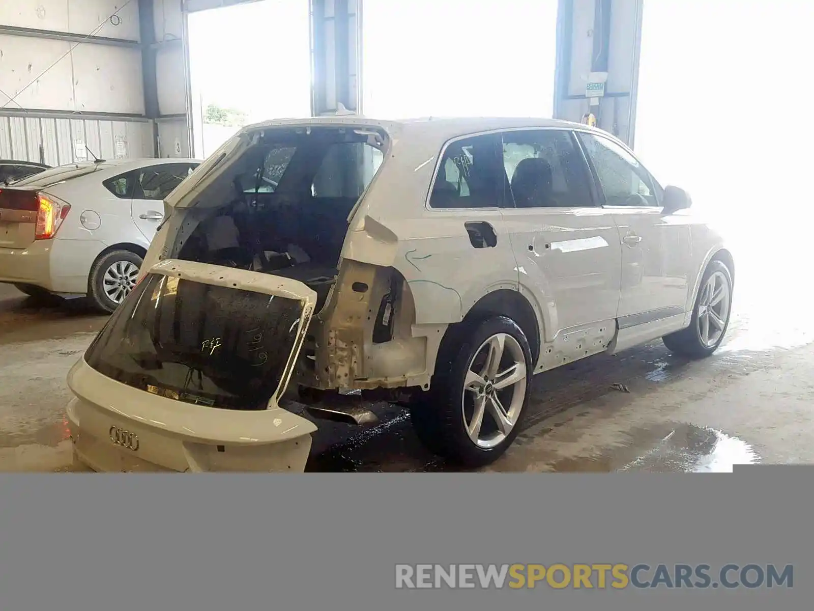 4 Фотография поврежденного автомобиля WA1VAAF72KD015599 AUDI Q7 PRESTIG 2019