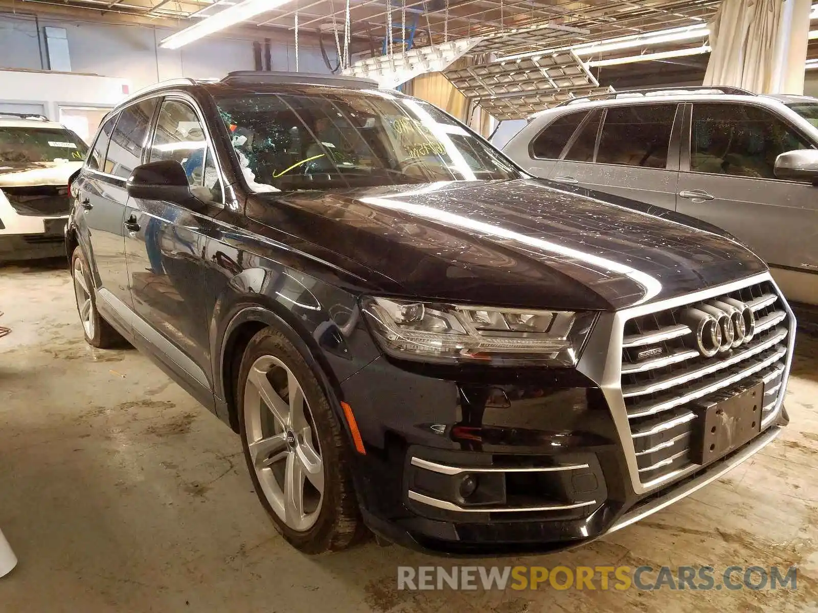 1 Photograph of a damaged car WA1VAAF74KD008251 AUDI Q7 PRESTIG 2019