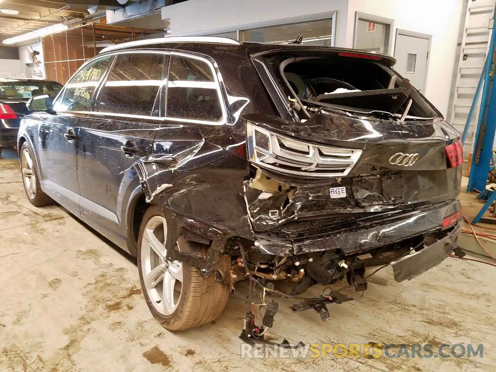 3 Photograph of a damaged car WA1VAAF74KD008251 AUDI Q7 PRESTIG 2019