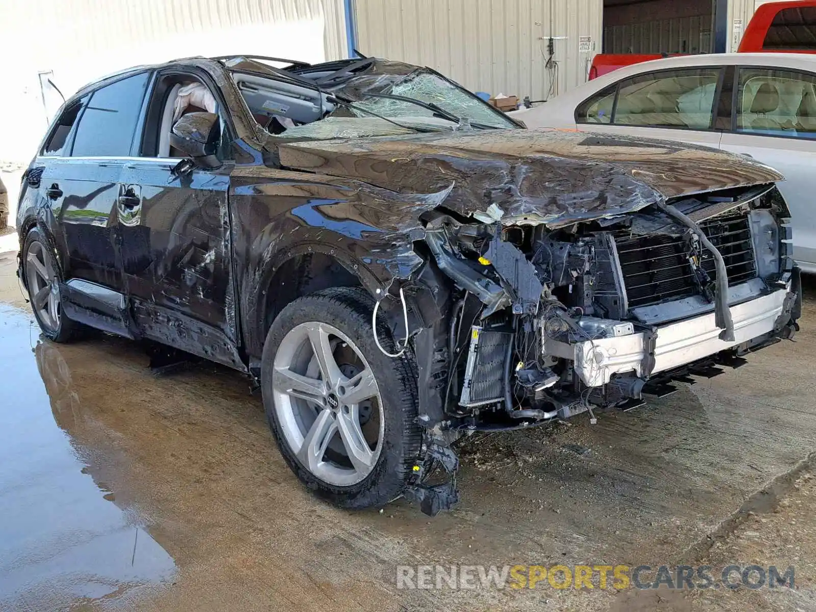 1 Photograph of a damaged car WA1VAAF79KD006804 AUDI Q7 PRESTIG 2019