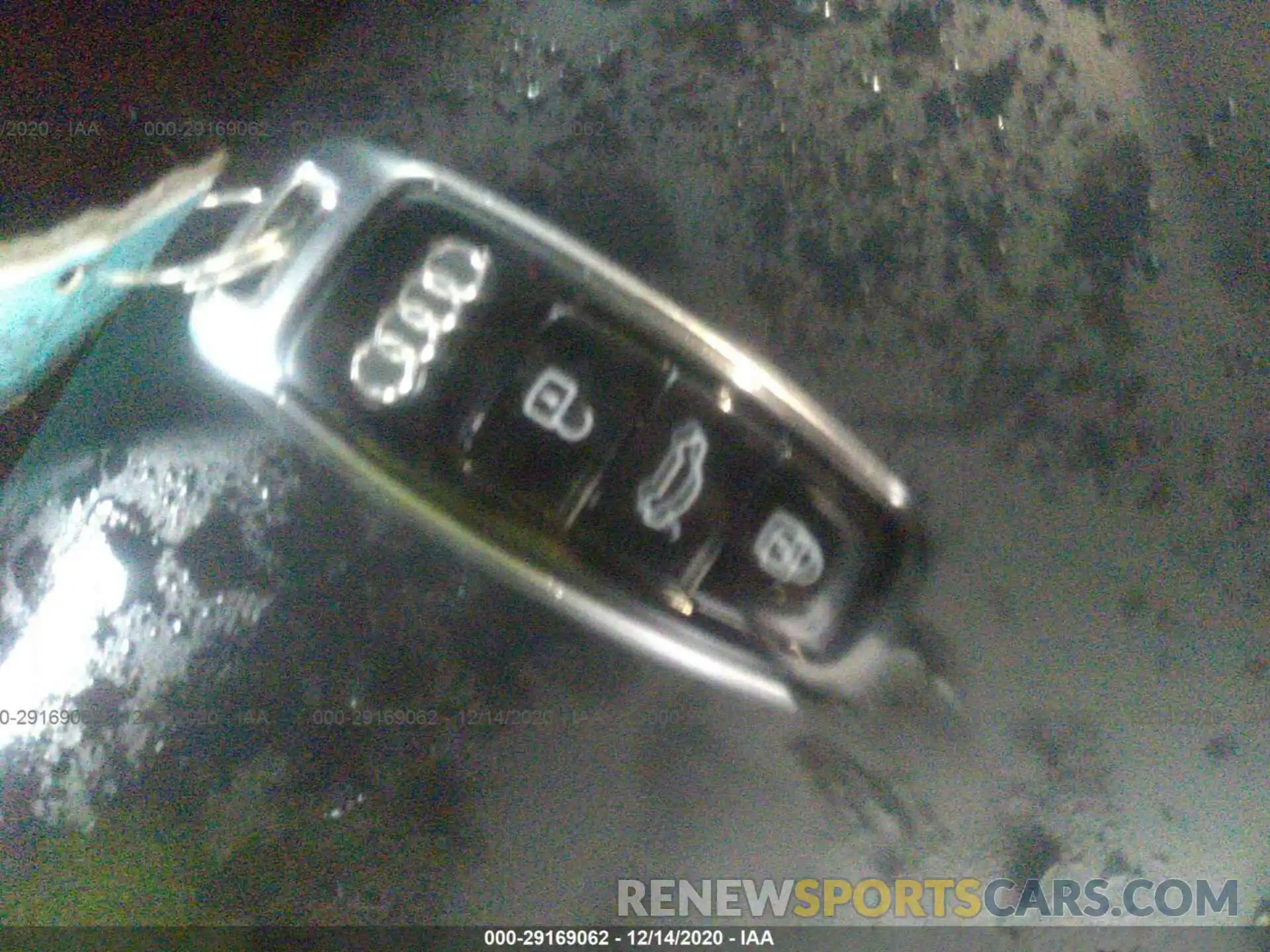 11 Photograph of a damaged car WA1AVAF10KD011520 AUDI Q8 2019