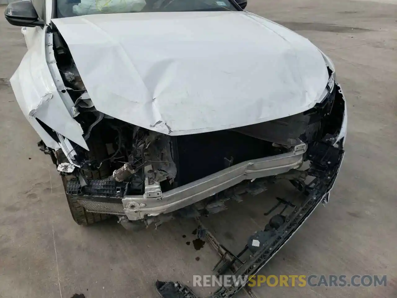 9 Photograph of a damaged car WA1AVAF10KD012683 AUDI Q8 2019