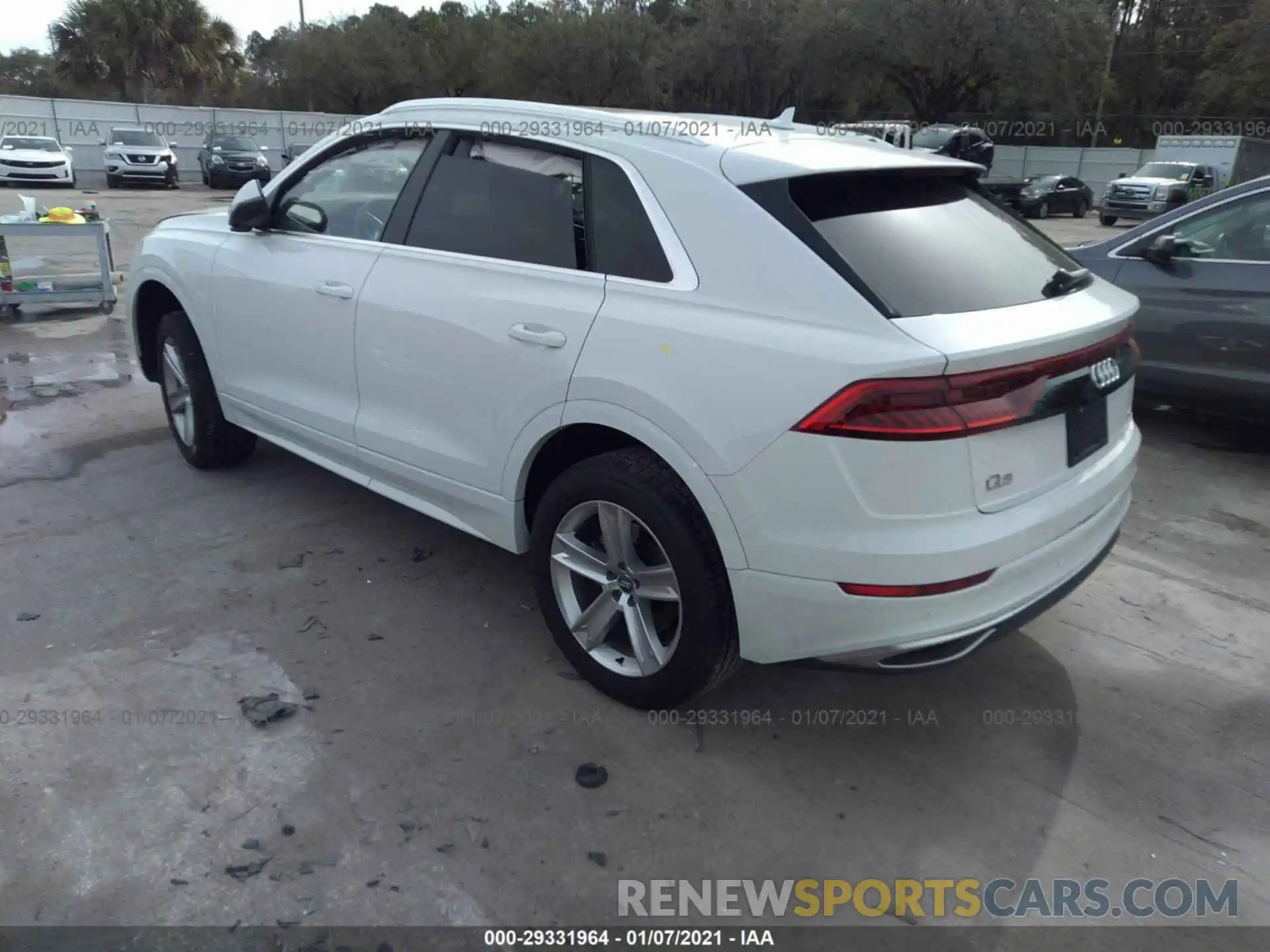 3 Фотография поврежденного автомобиля WA1AVAF10KD035297 AUDI Q8 2019