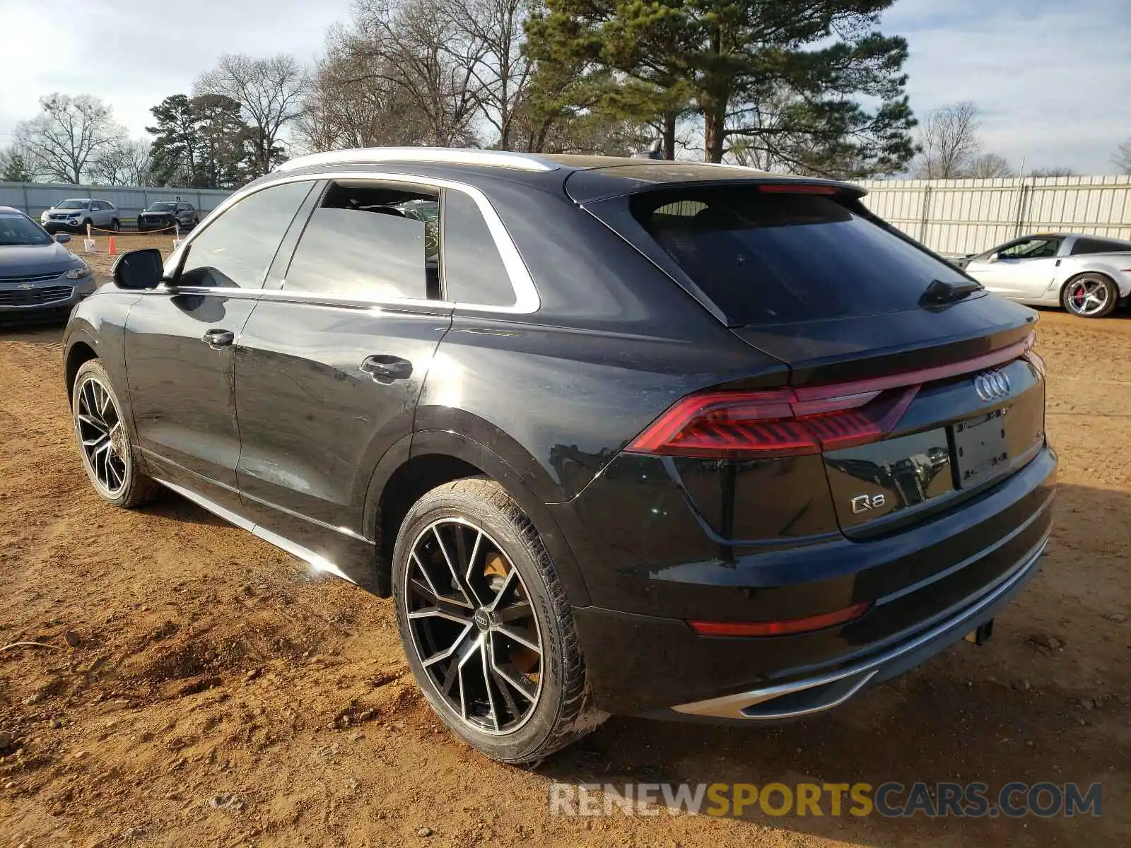 3 Фотография поврежденного автомобиля WA1AVAF11KD016760 AUDI Q8 2019