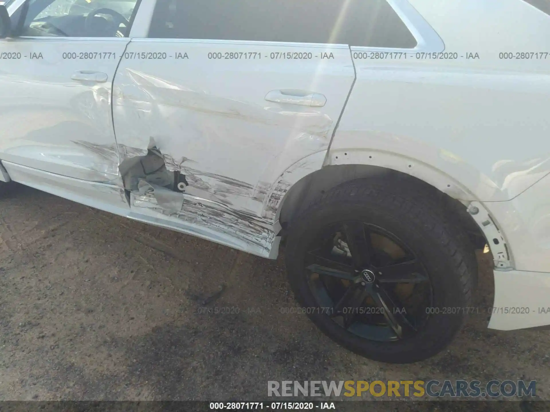 6 Photograph of a damaged car WA1AVAF12KD011342 AUDI Q8 2019