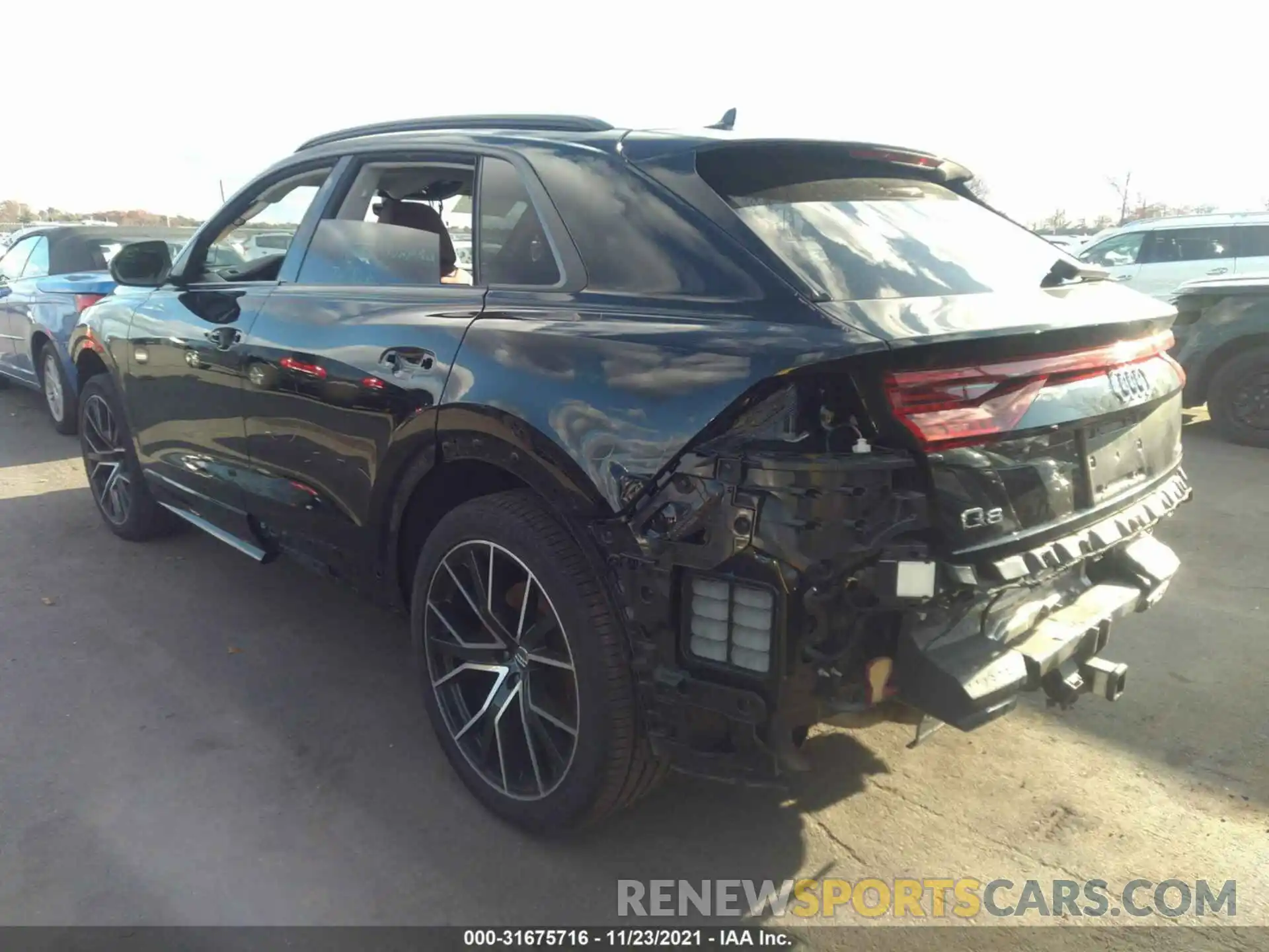 3 Фотография поврежденного автомобиля WA1AVAF12KD022650 AUDI Q8 2019