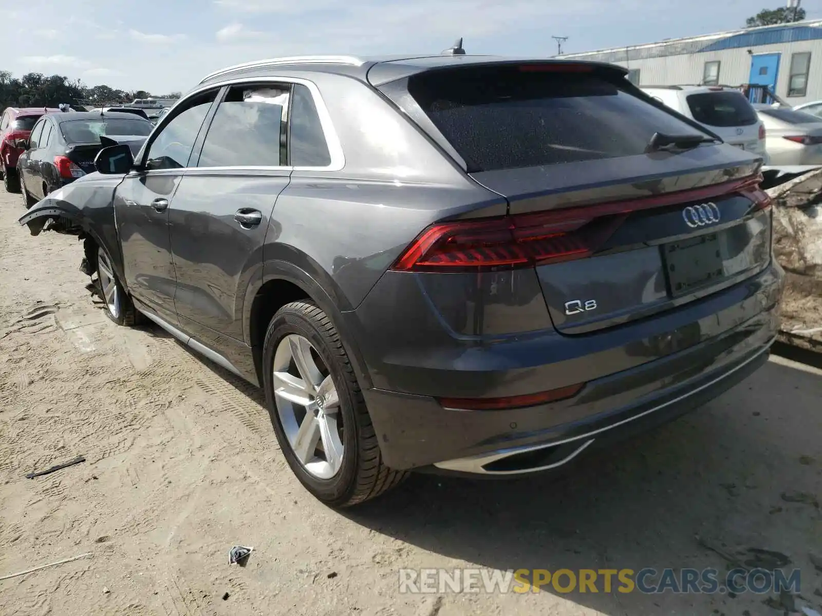 3 Фотография поврежденного автомобиля WA1AVAF13KD010037 AUDI Q8 2019