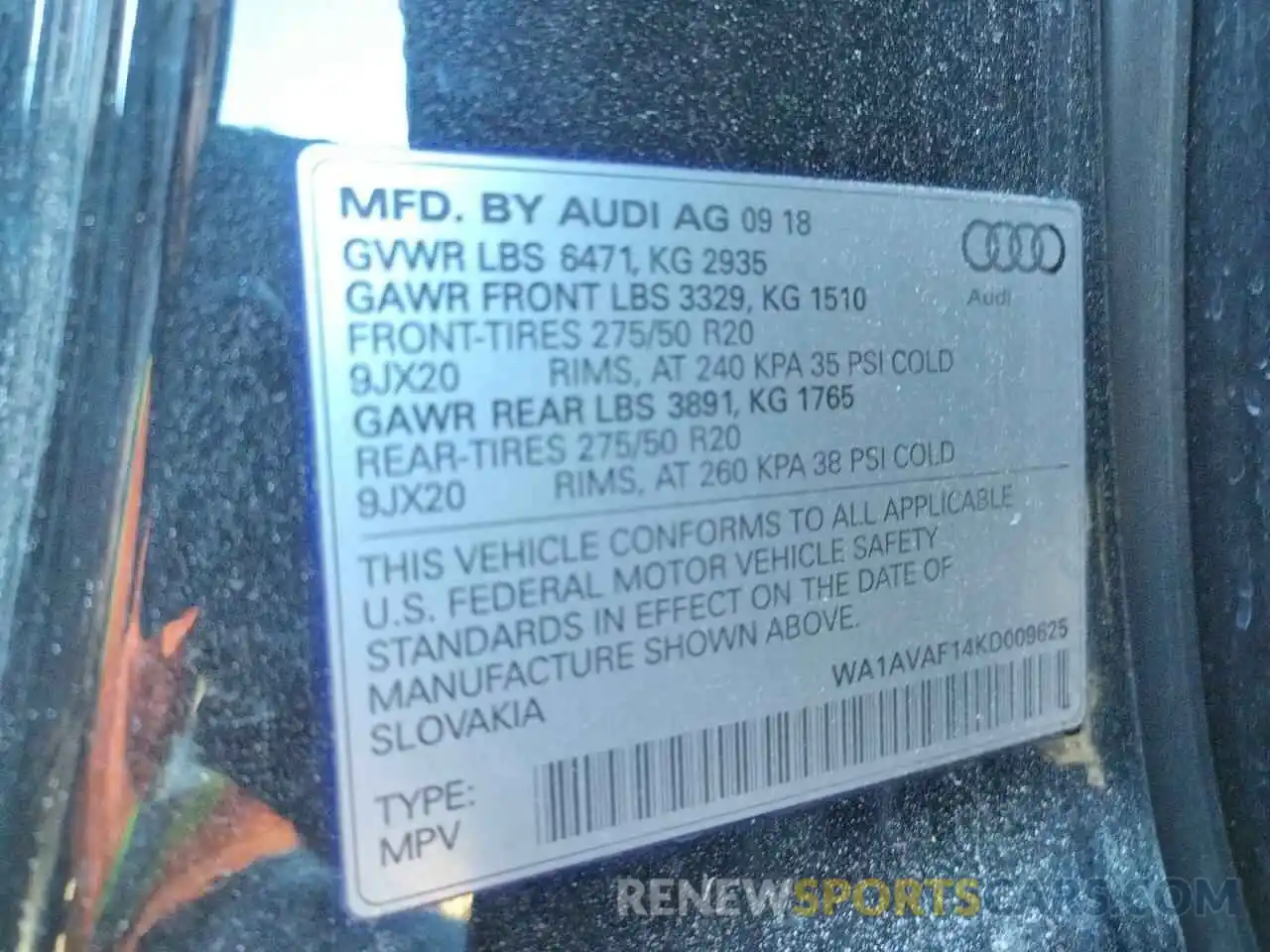 10 Photograph of a damaged car WA1AVAF14KD009625 AUDI Q8 2019