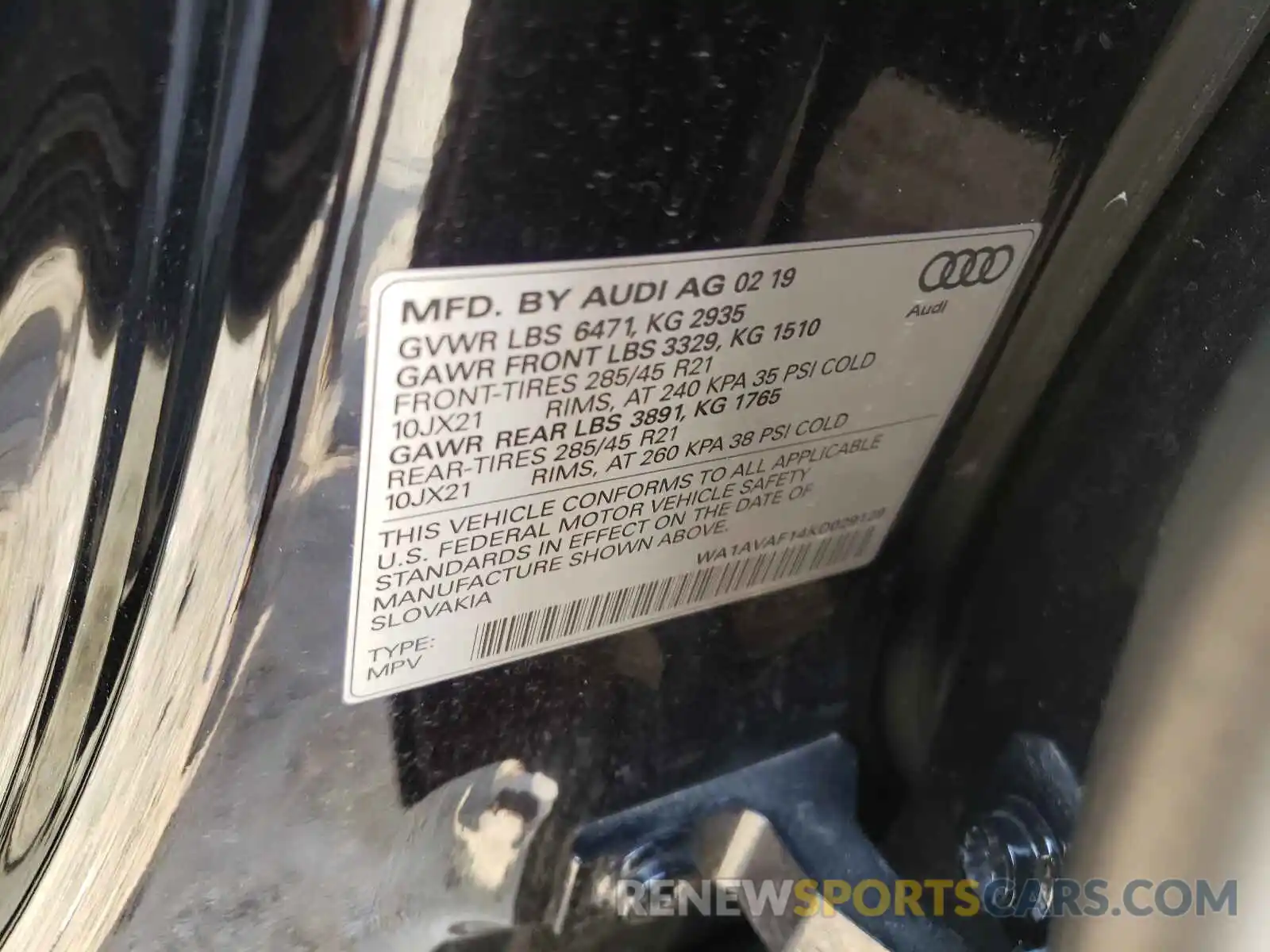 10 Photograph of a damaged car WA1AVAF14KD029129 AUDI Q8 2019