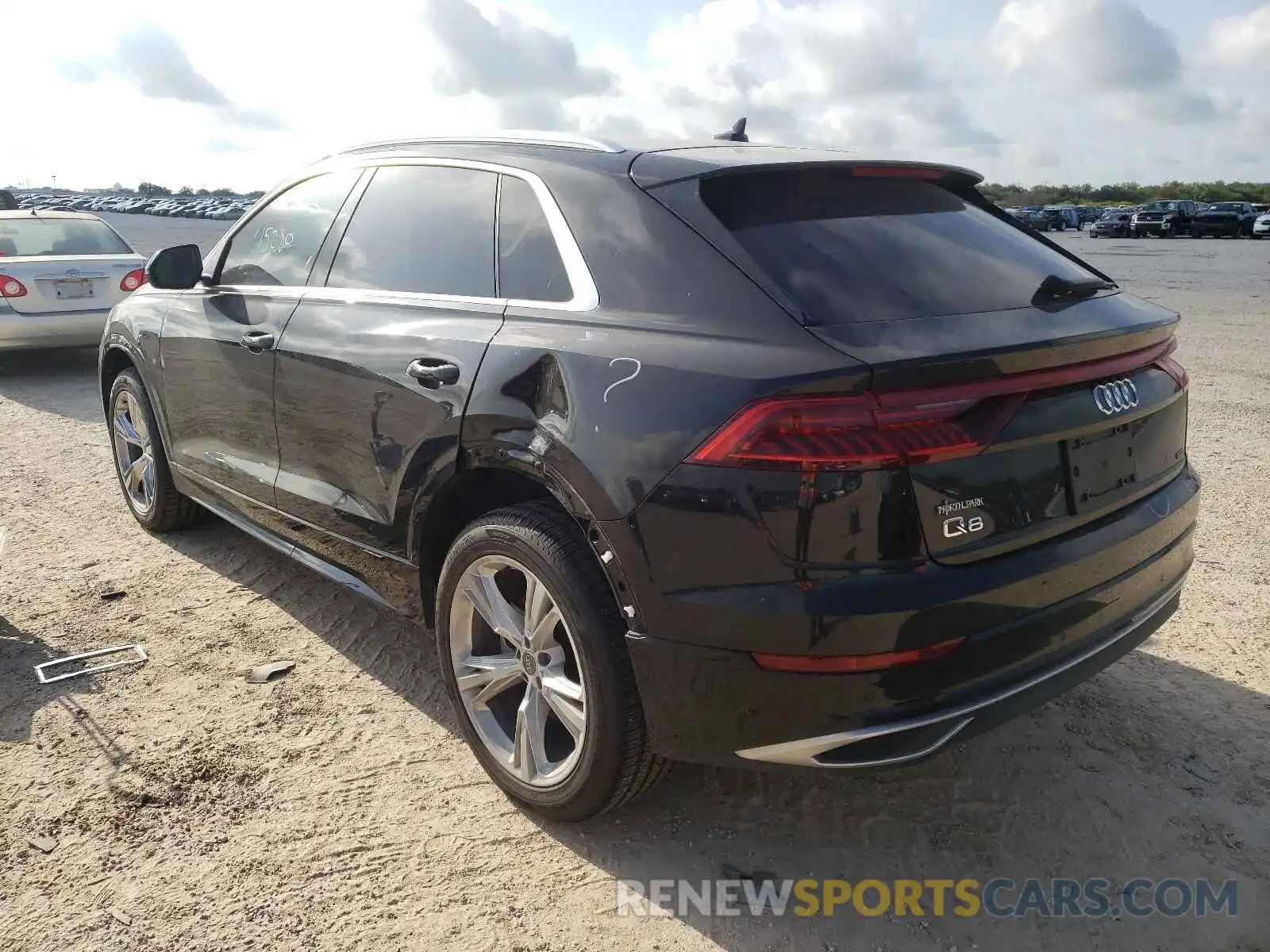 3 Фотография поврежденного автомобиля WA1AVAF14KD029129 AUDI Q8 2019