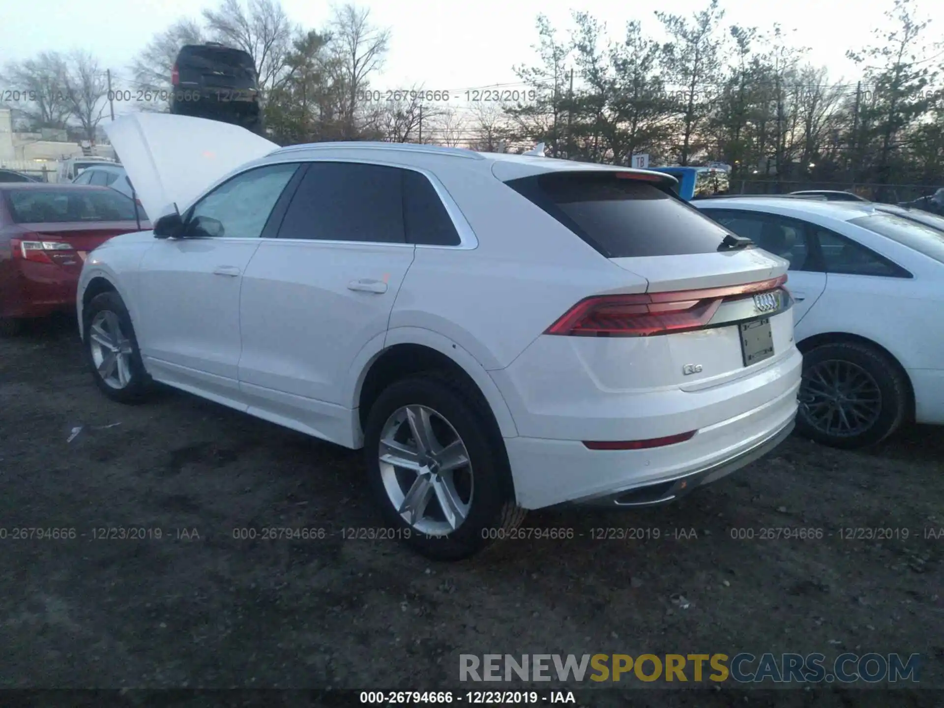 3 Фотография поврежденного автомобиля WA1AVAF15KD009794 AUDI Q8 2019