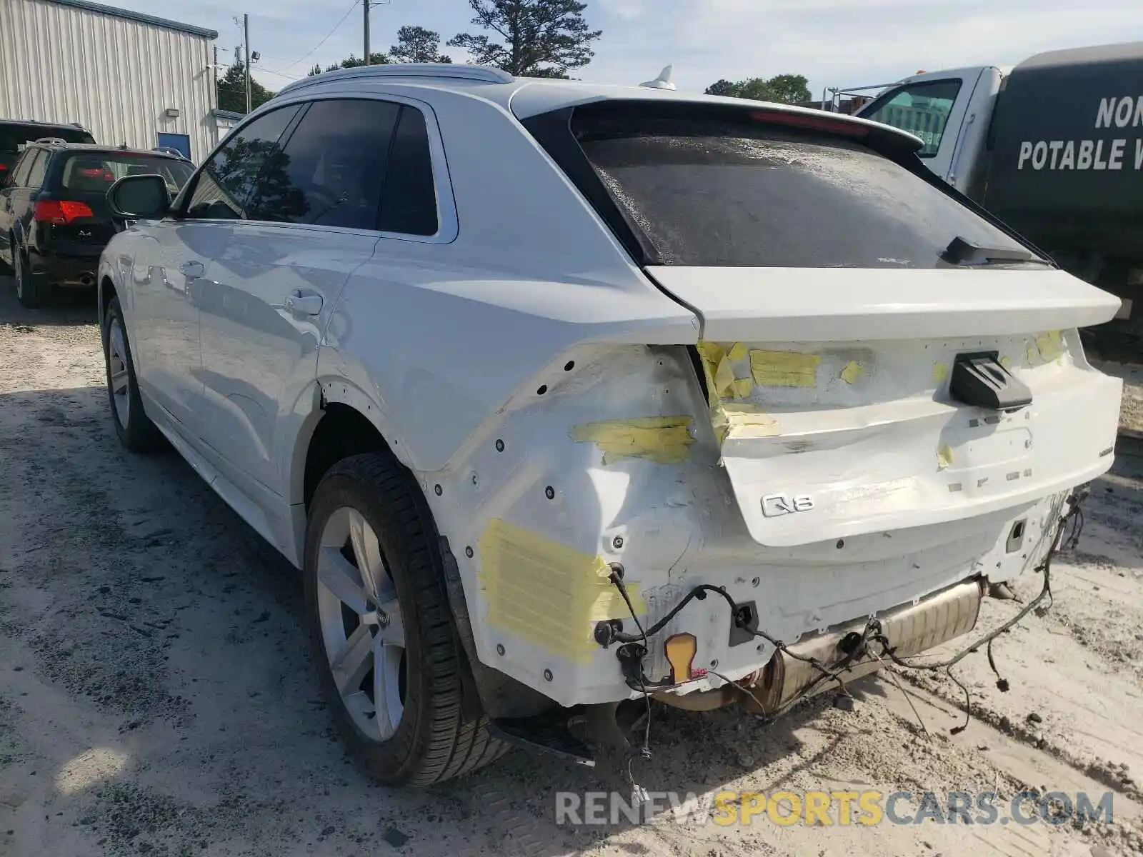 3 Фотография поврежденного автомобиля WA1AVAF15KD023503 AUDI Q8 2019