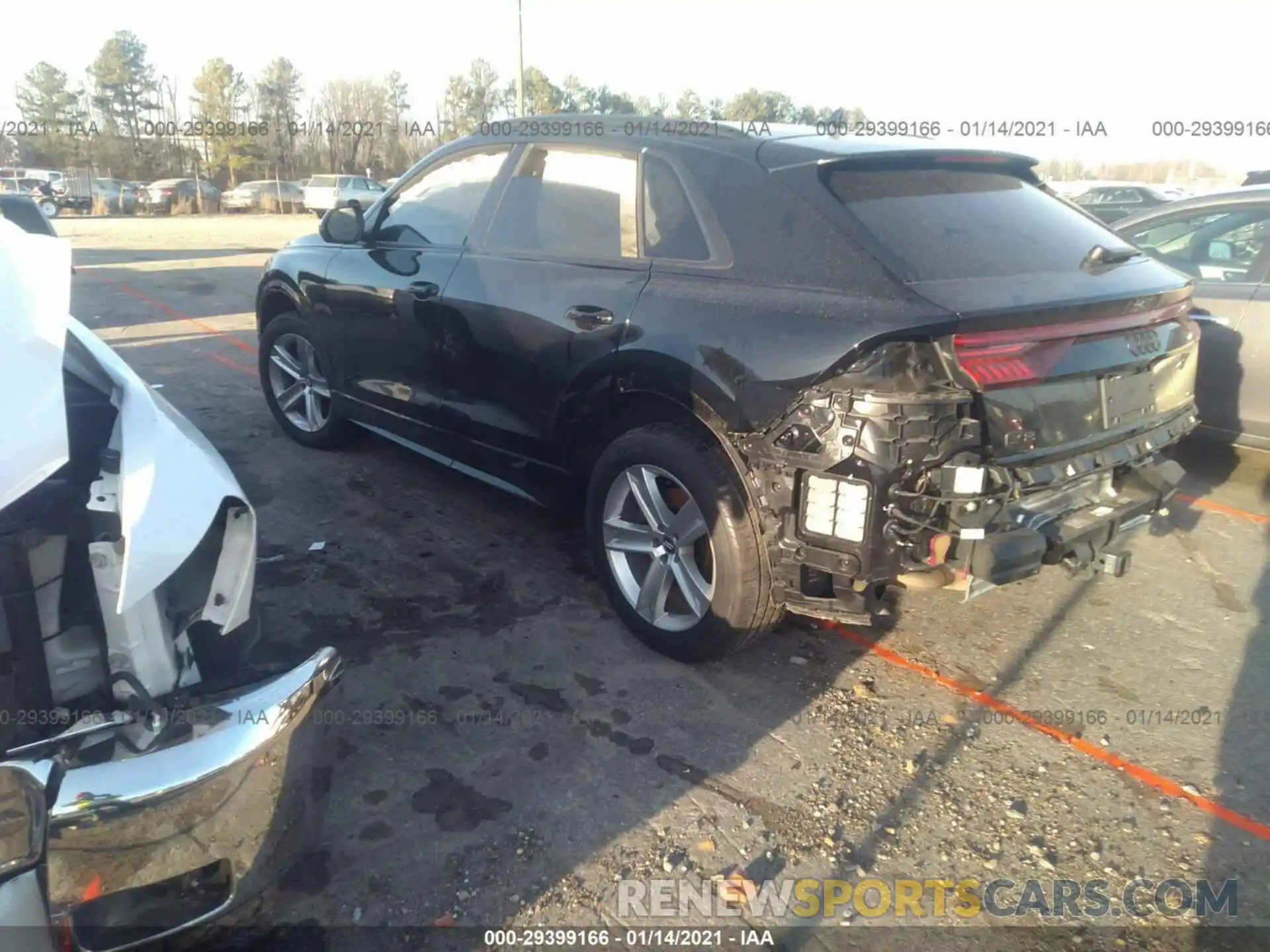 3 Фотография поврежденного автомобиля WA1AVAF15KD167035 AUDI Q8 2019