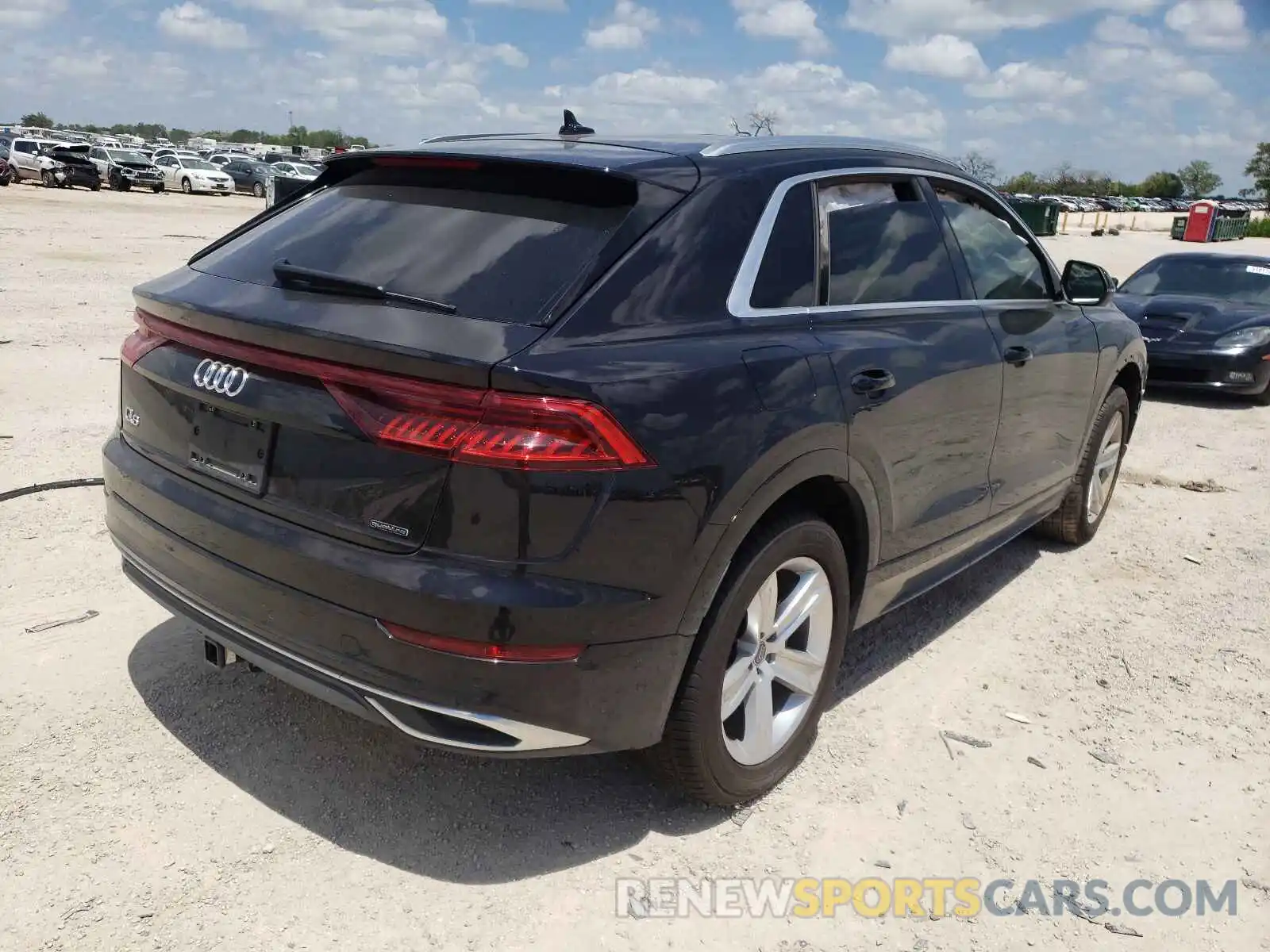 4 Фотография поврежденного автомобиля WA1AVAF18KD013158 AUDI Q8 2019