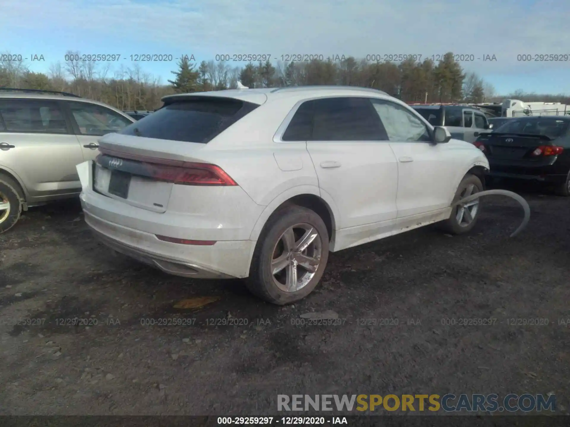 4 Photograph of a damaged car WA1AVAF1XKD019284 AUDI Q8 2019