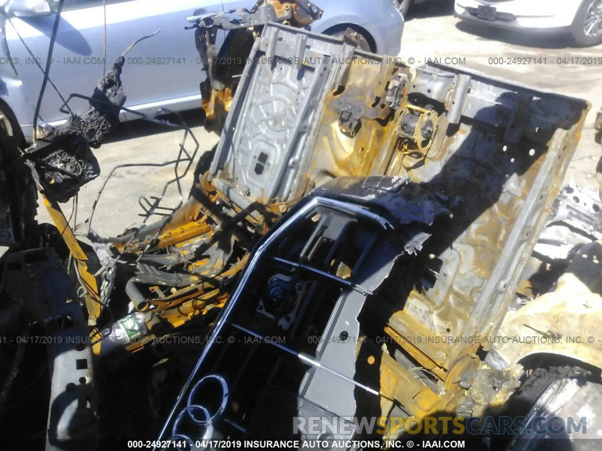 8 Photograph of a damaged car WA1BVAF11KD022000 AUDI Q8 2019