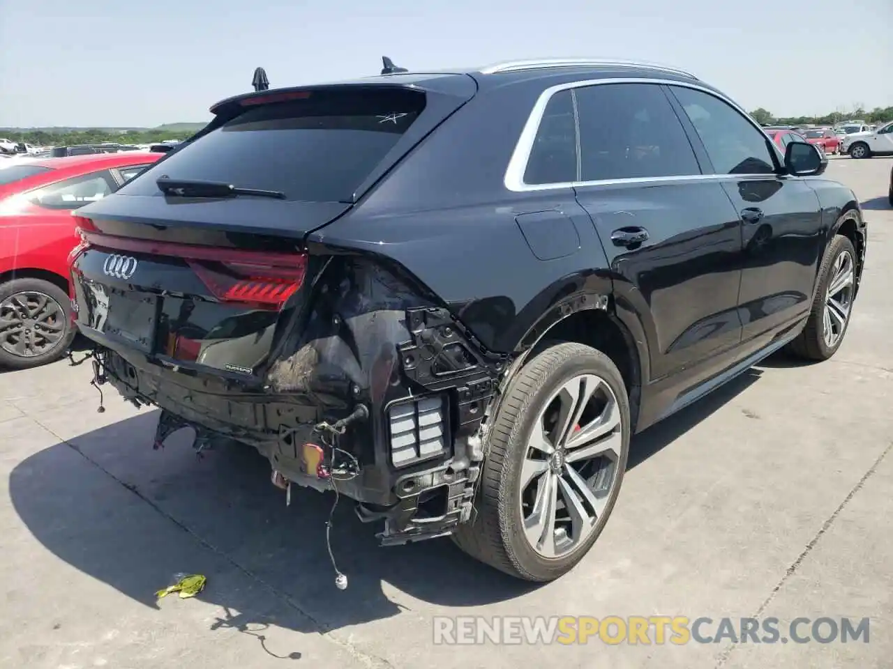 4 Фотография поврежденного автомобиля WA1BVAF12KD042028 AUDI Q8 2019