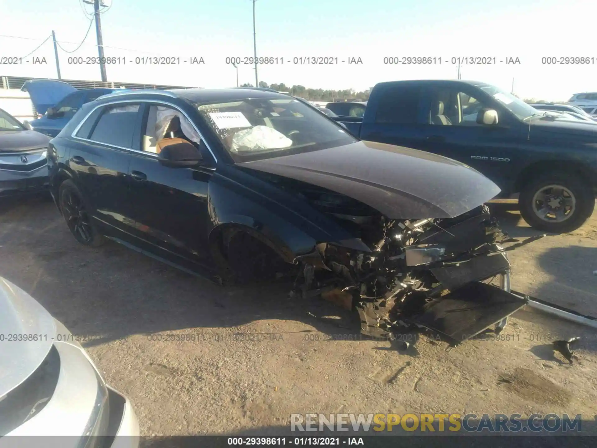 1 Фотография поврежденного автомобиля WA1BVAF14KD033850 AUDI Q8 2019