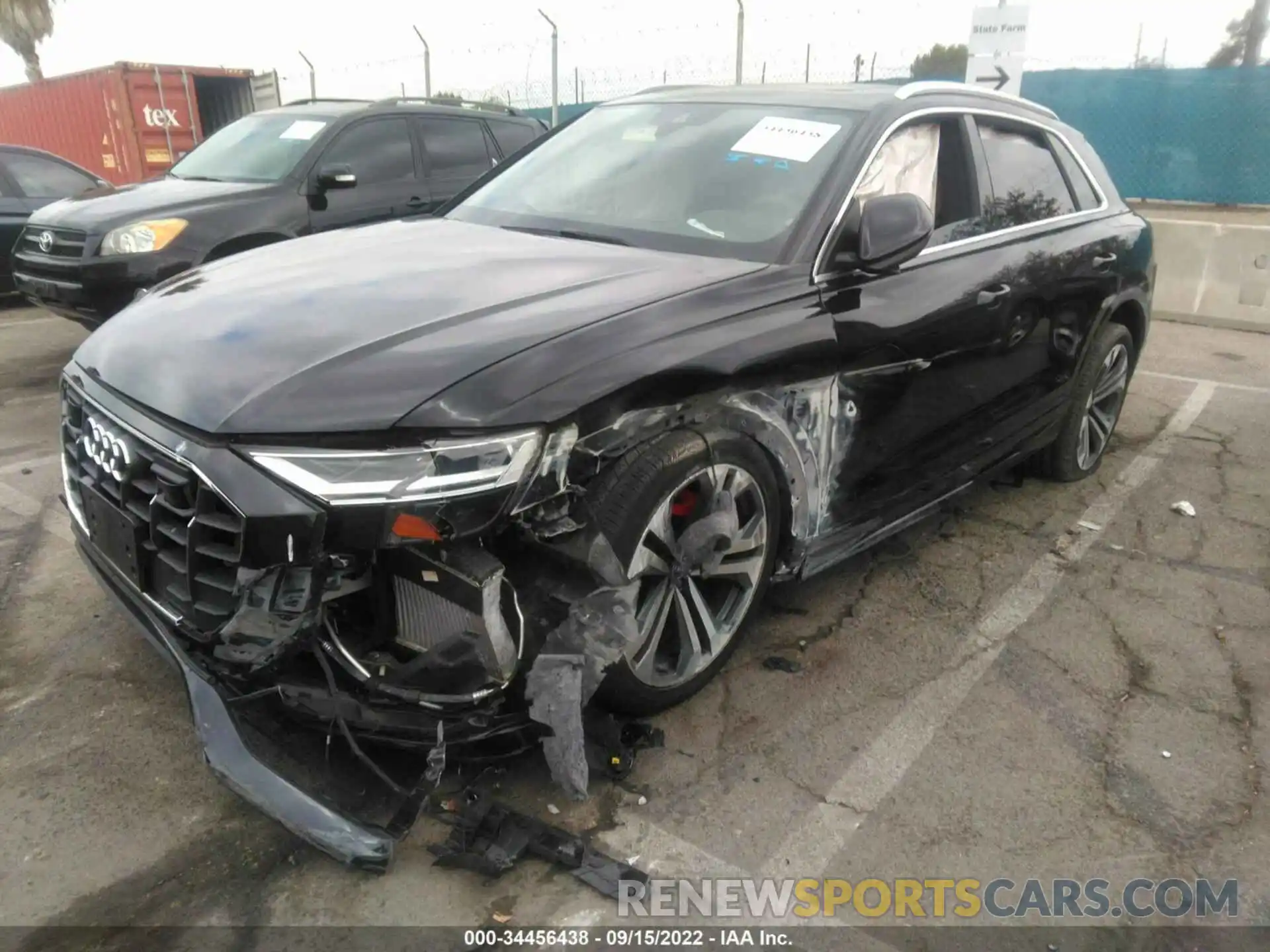 2 Photograph of a damaged car WA1BVAF14KD046310 AUDI Q8 2019