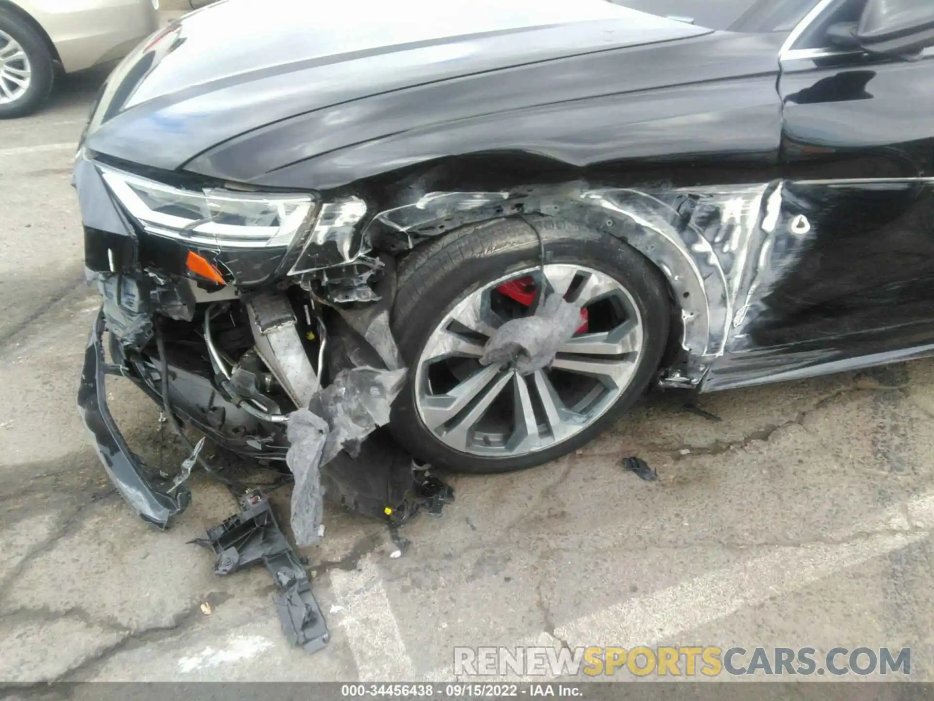 6 Photograph of a damaged car WA1BVAF14KD046310 AUDI Q8 2019