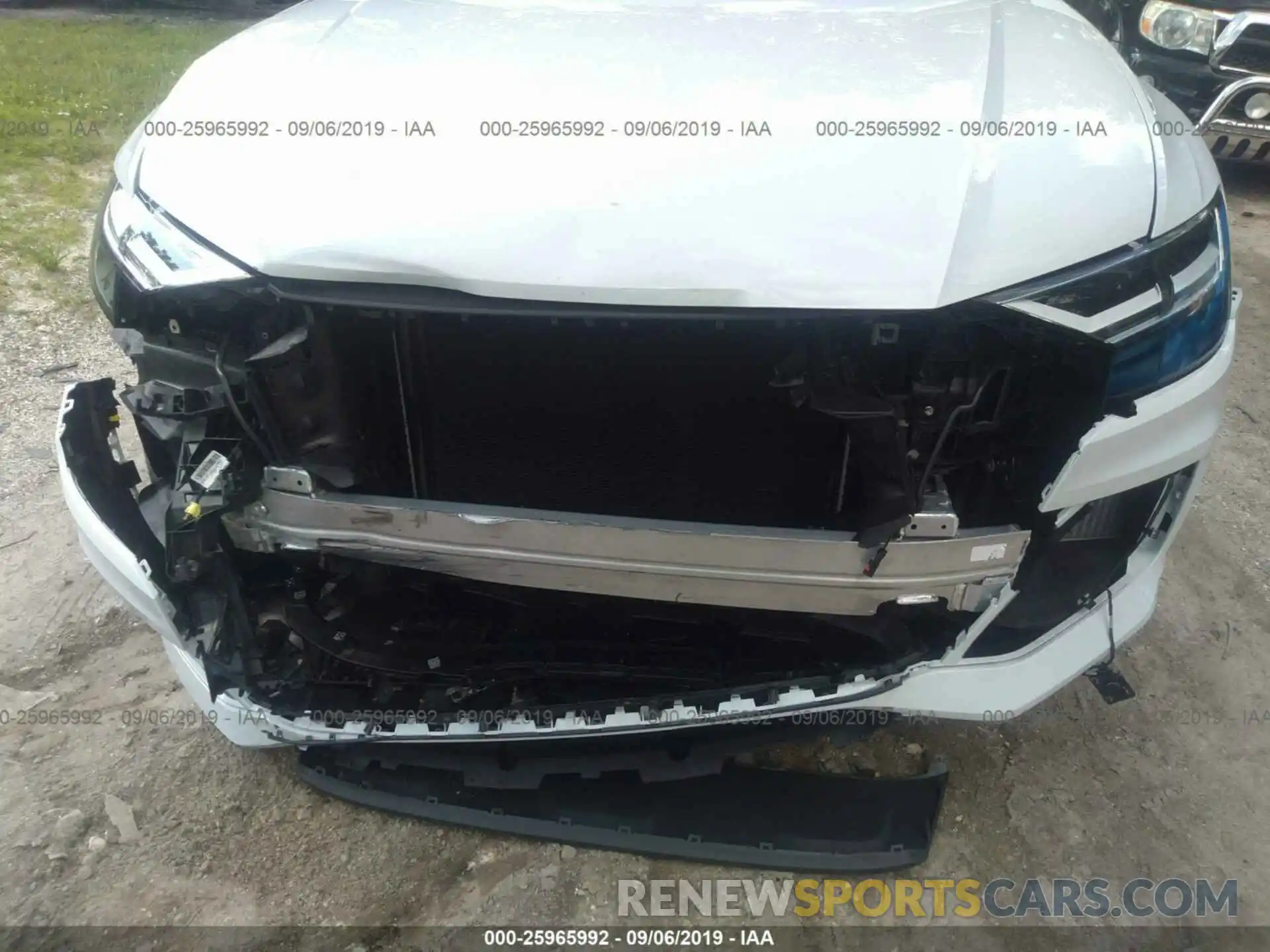 6 Photograph of a damaged car WA1BVAF15KD015793 AUDI Q8 2019