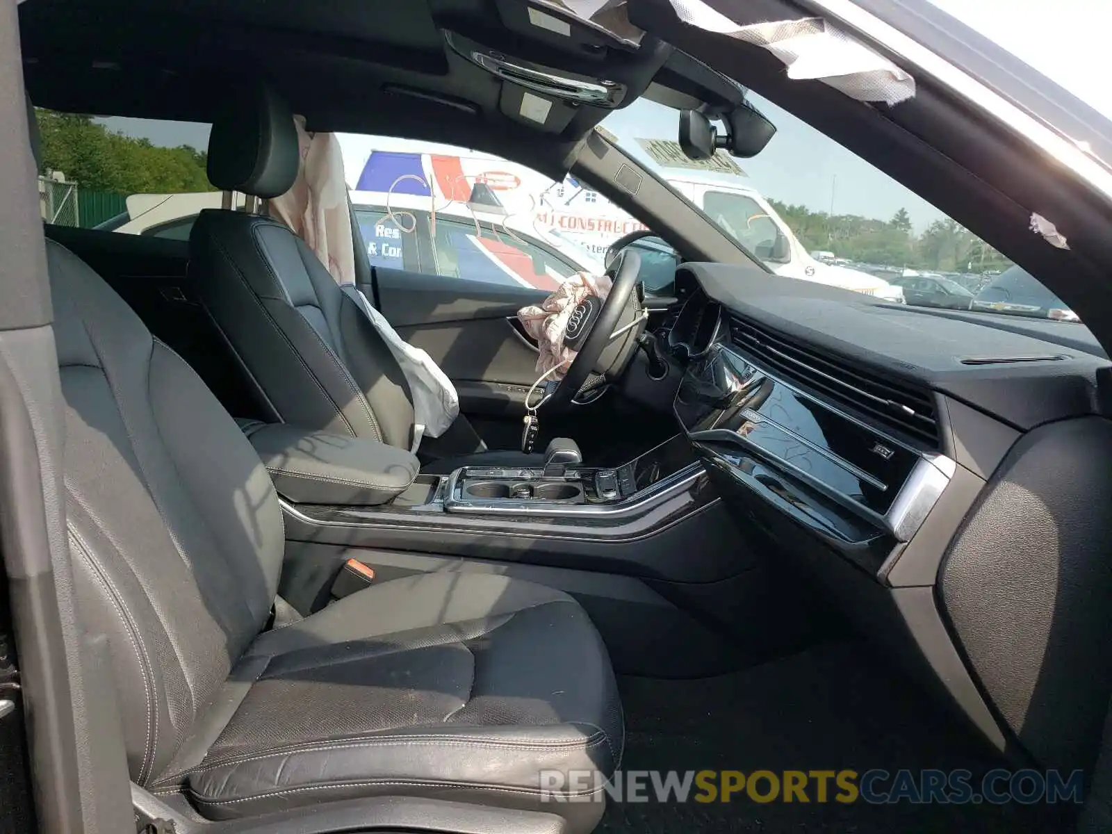 5 Photograph of a damaged car WA1BVAF16KD009291 AUDI Q8 2019