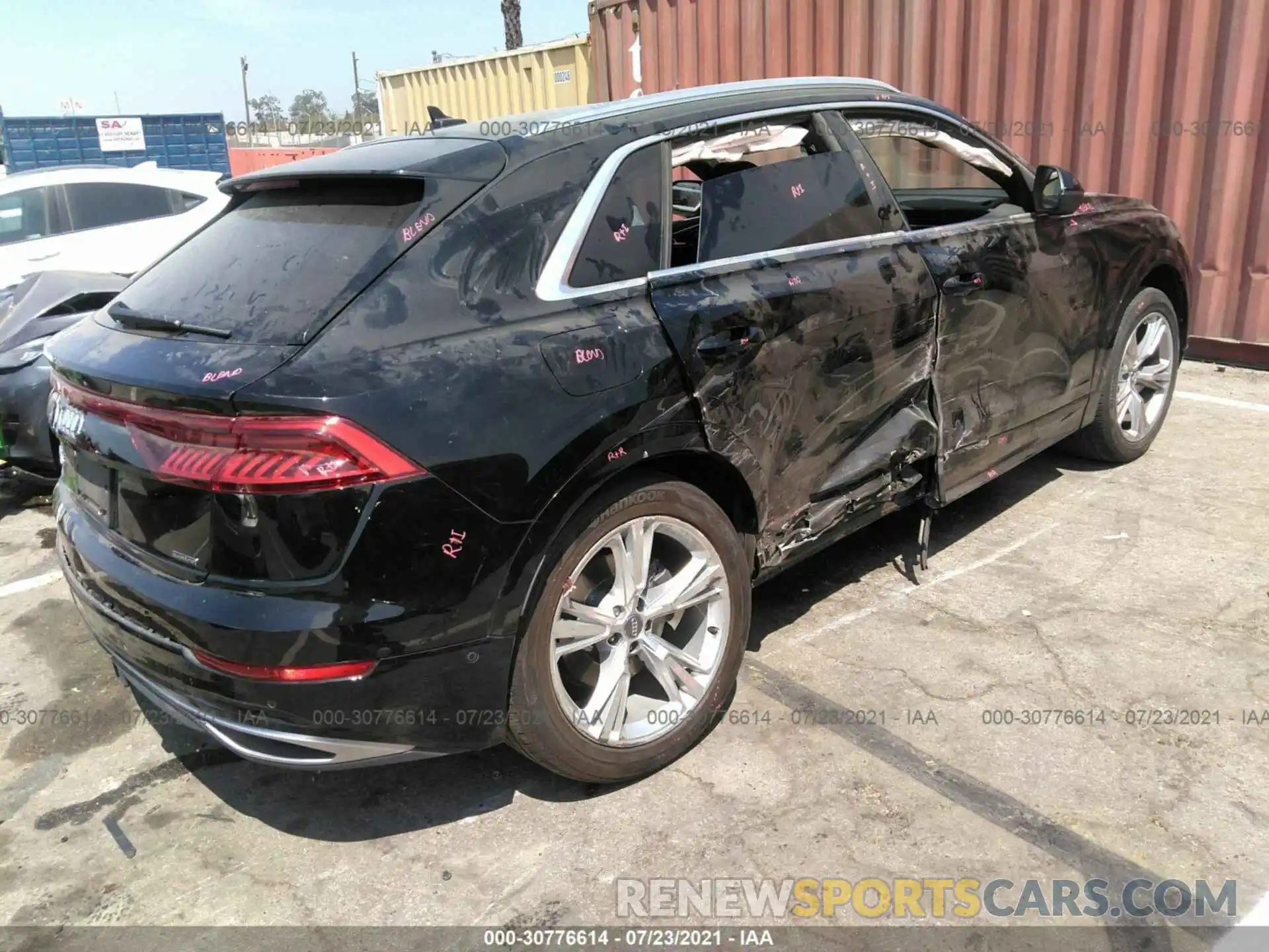 4 Фотография поврежденного автомобиля WA1BVAF16KD023384 AUDI Q8 2019