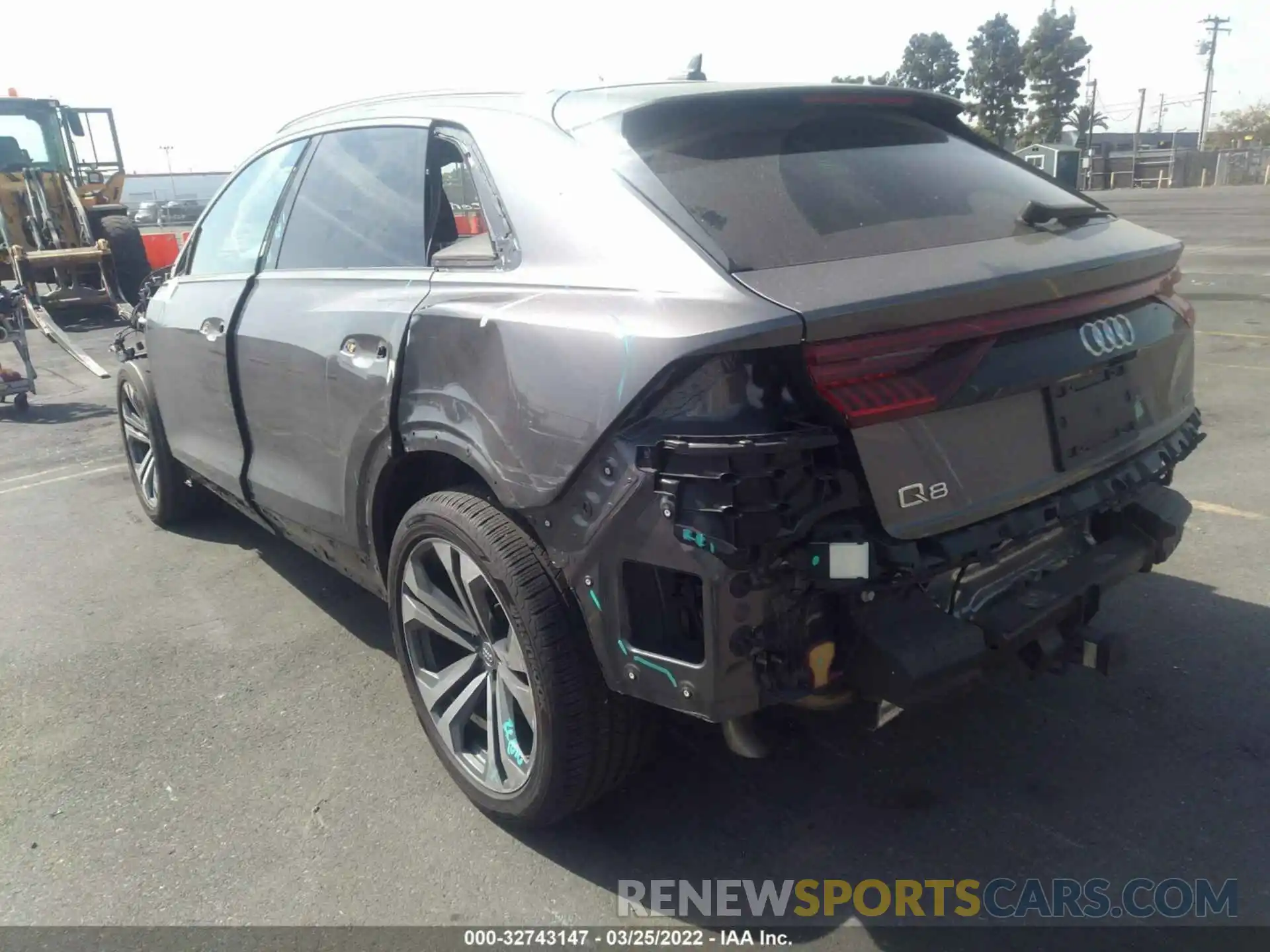 3 Фотография поврежденного автомобиля WA1BVAF17KD032241 AUDI Q8 2019