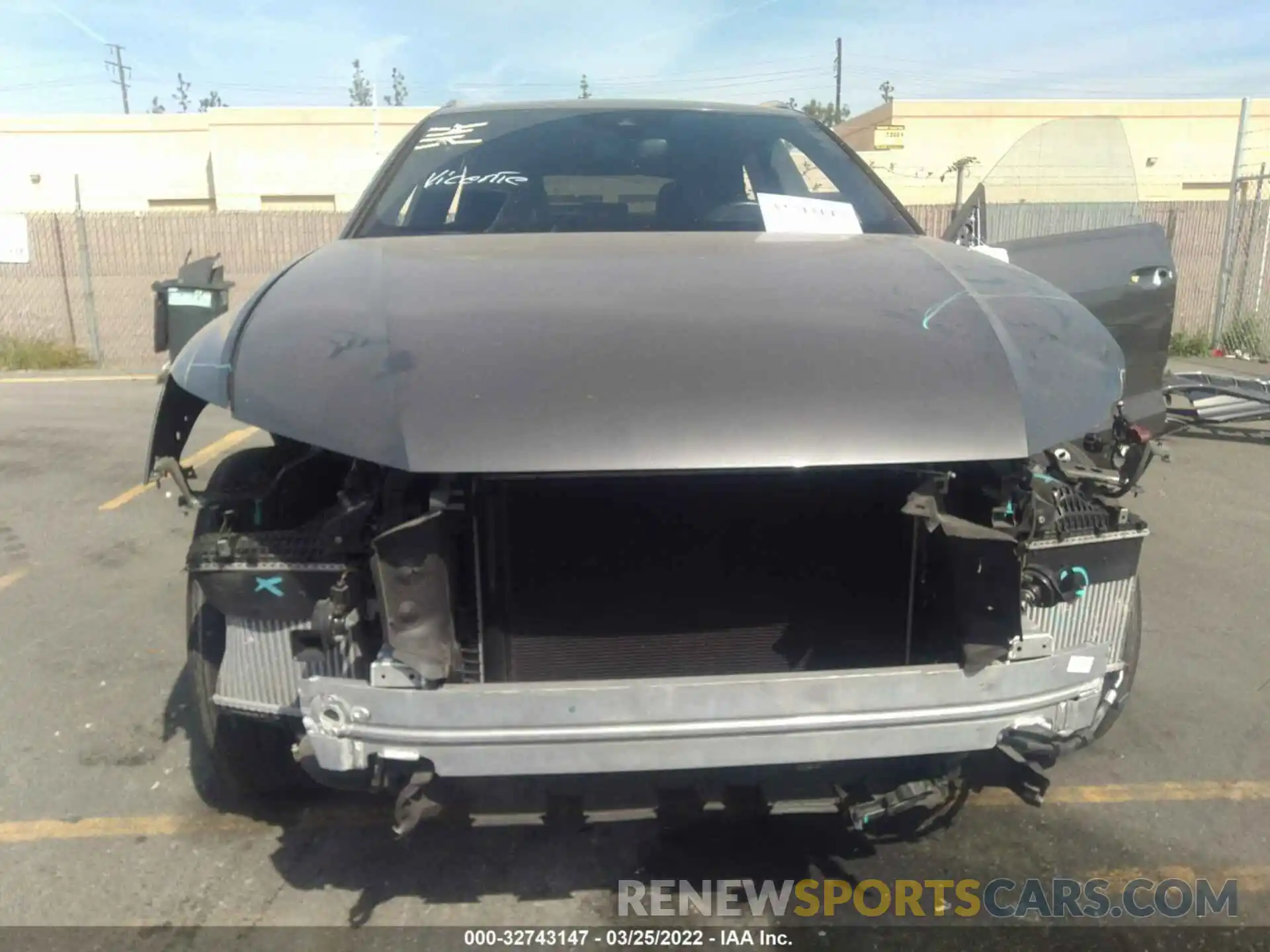 6 Photograph of a damaged car WA1BVAF17KD032241 AUDI Q8 2019