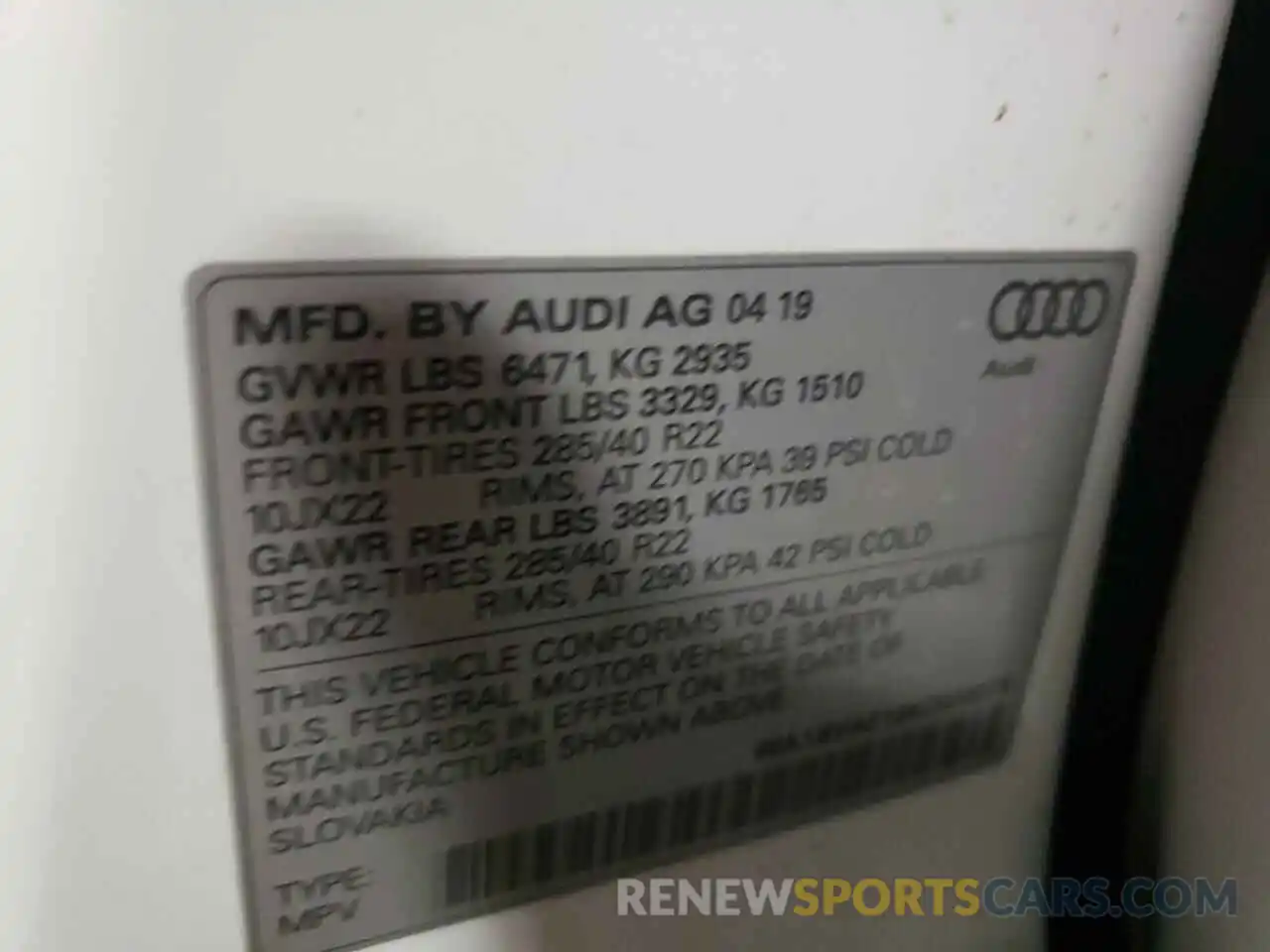 10 Photograph of a damaged car WA1BVAF18KD038078 AUDI Q8 2019