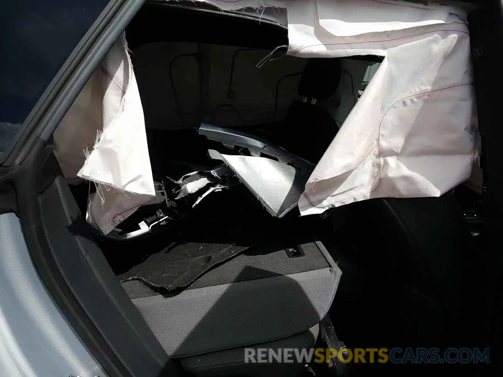 6 Photograph of a damaged car WA1BVAF19KD032483 AUDI Q8 2019