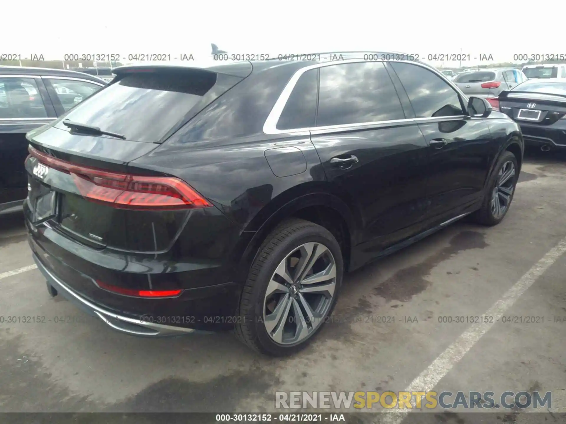 4 Фотография поврежденного автомобиля WA1CVAF12KD006442 AUDI Q8 2019