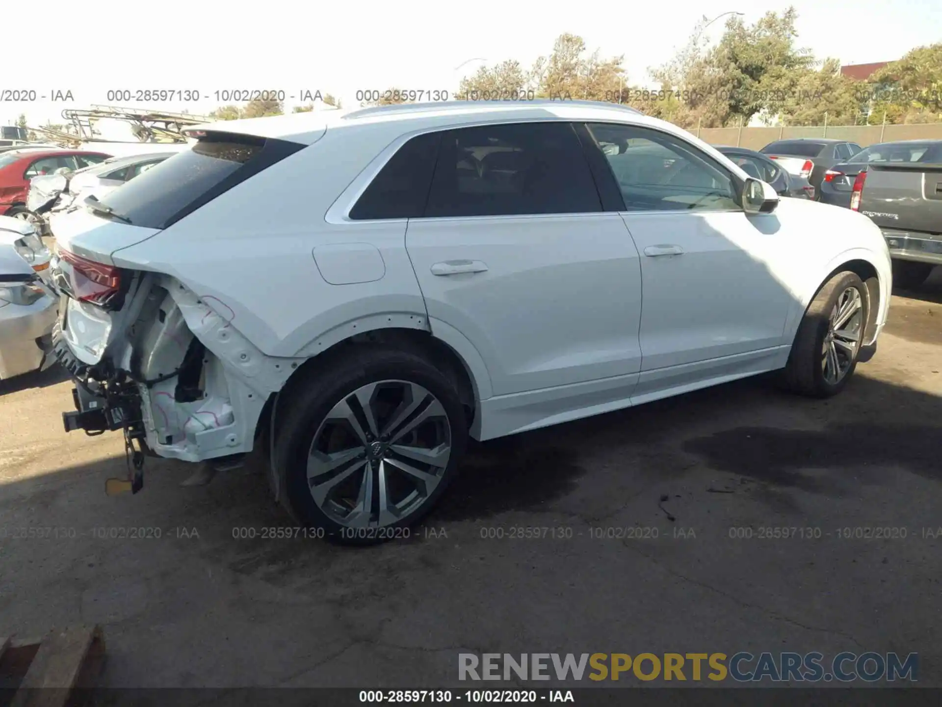 4 Фотография поврежденного автомобиля WA1CVAF13KD007955 AUDI Q8 2019