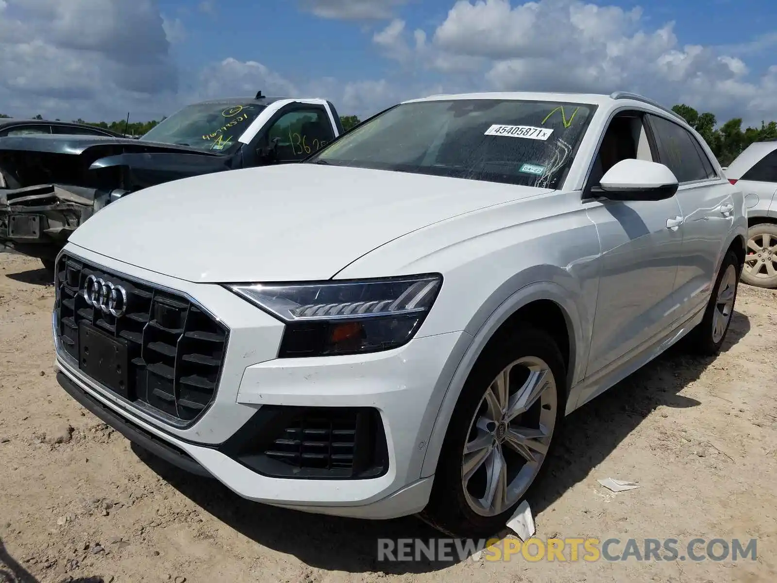 2 Фотография поврежденного автомобиля WA1CVAF14KD020844 AUDI Q8 2019