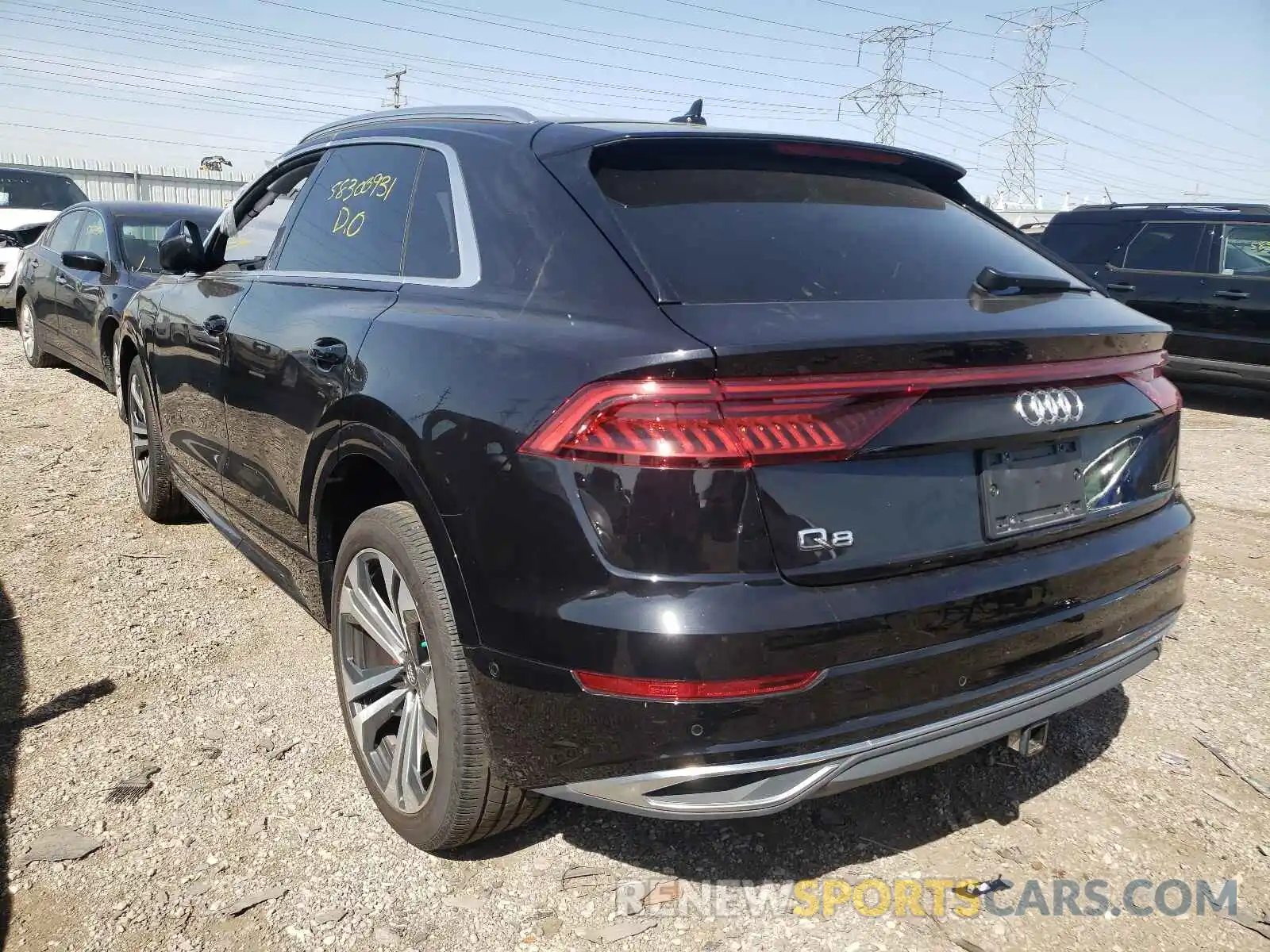 3 Фотография поврежденного автомобиля WA1CVAF16KD012261 AUDI Q8 2019