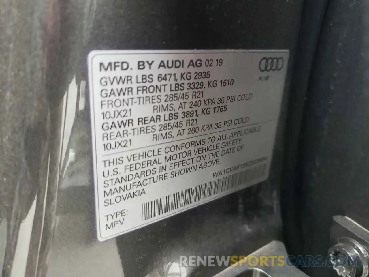 10 Photograph of a damaged car WA1CVAF18KD029594 AUDI Q8 2019