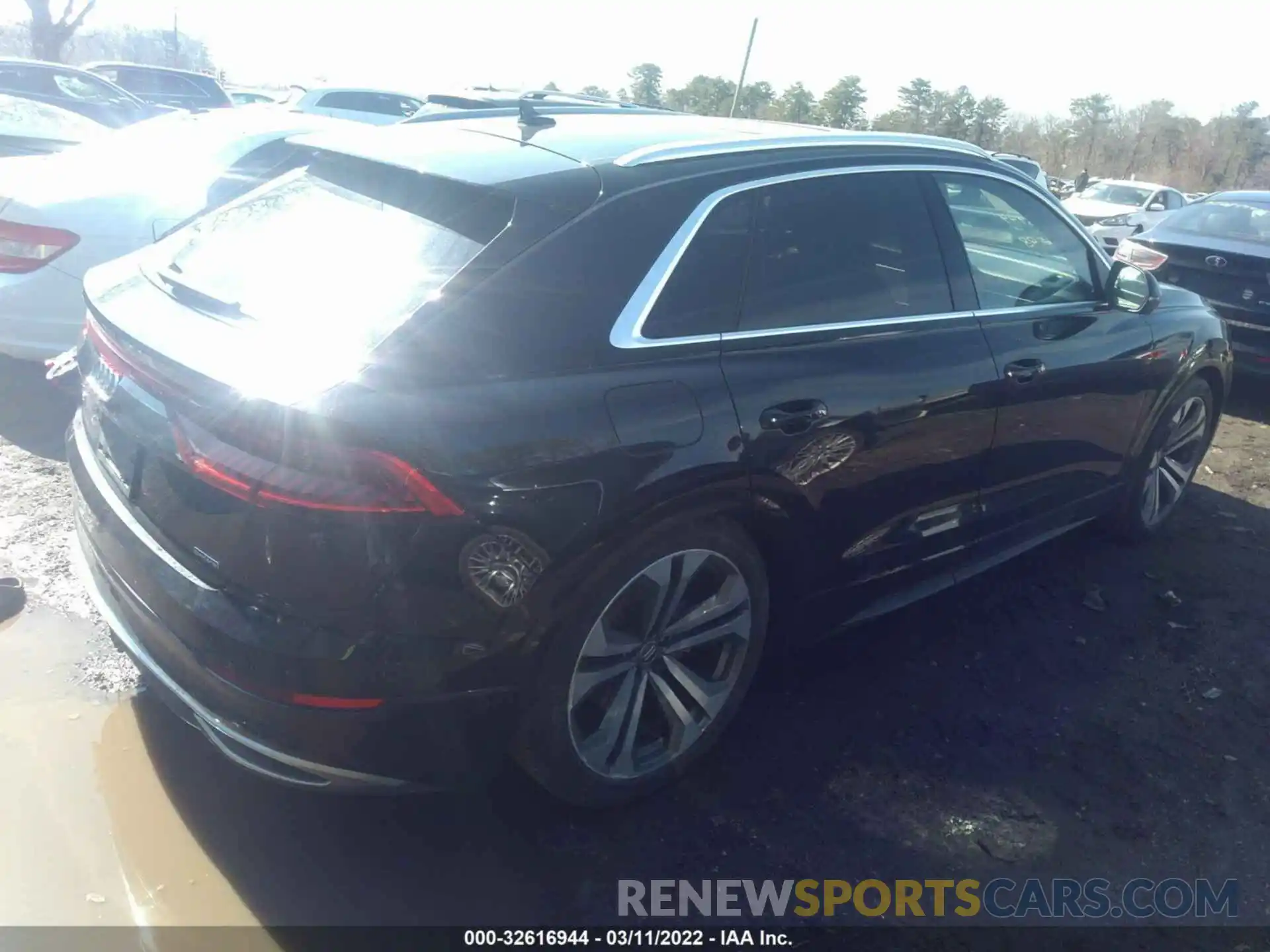 4 Фотография поврежденного автомобиля WA1CVAF19KD005644 AUDI Q8 2019