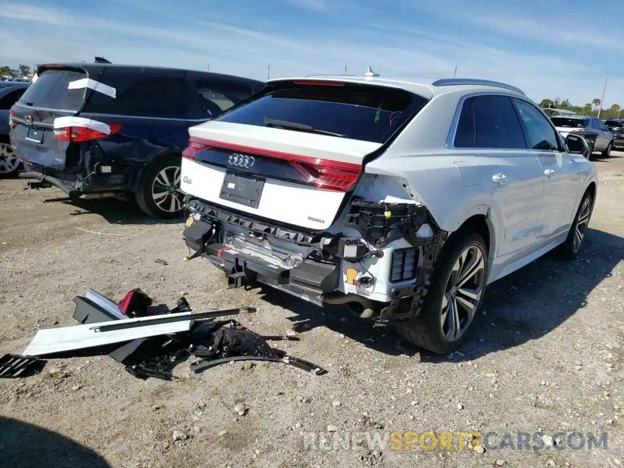 4 Фотография поврежденного автомобиля WA1CVAF19KD030320 AUDI Q8 2019