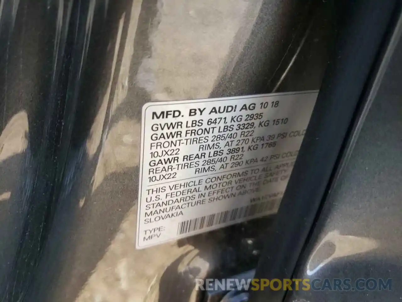 10 Photograph of a damaged car WA1CVAF1XKD012327 AUDI Q8 2019