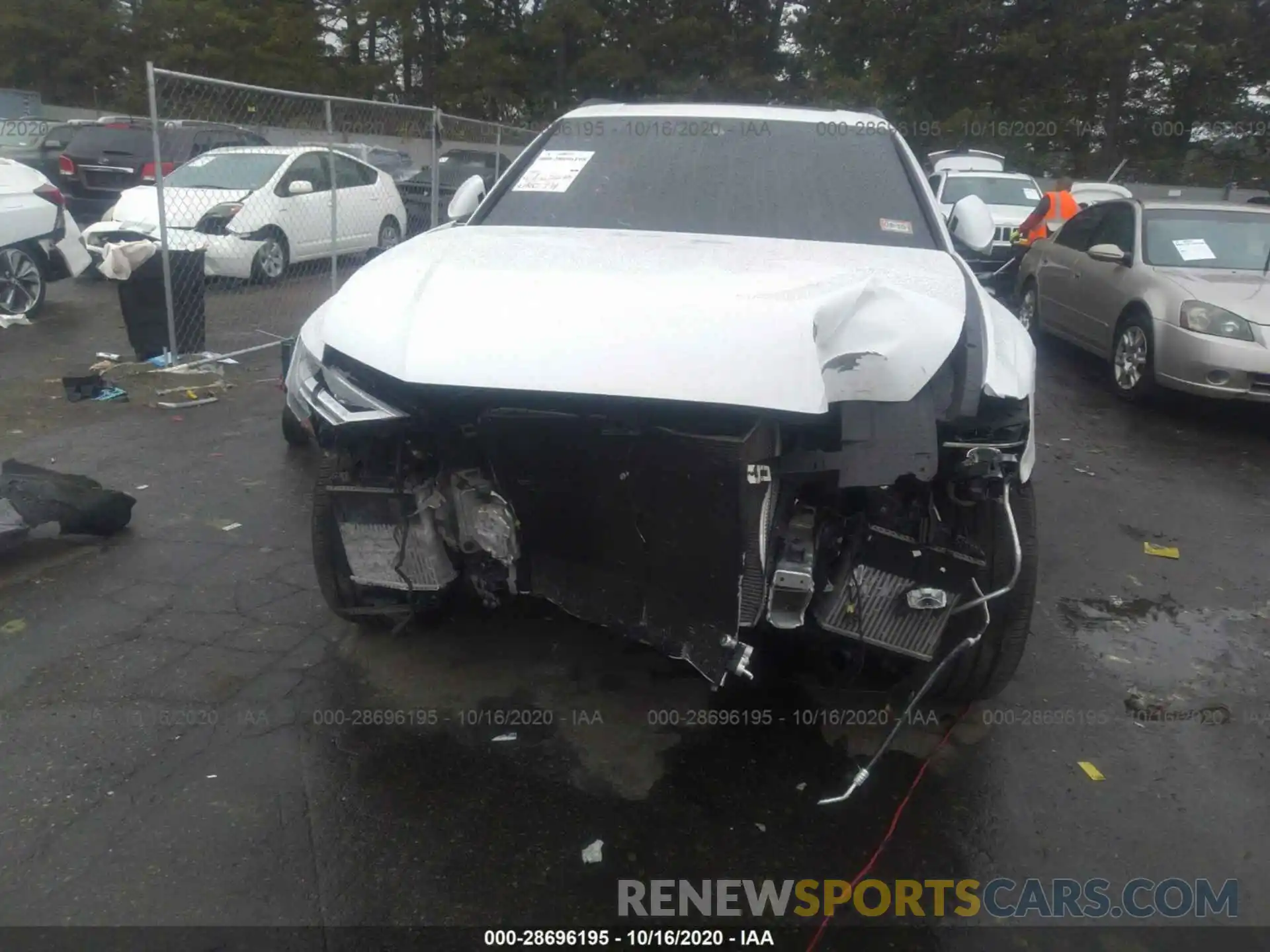 6 Photograph of a damaged car WA1EVAF10KD010224 AUDI Q8 2019