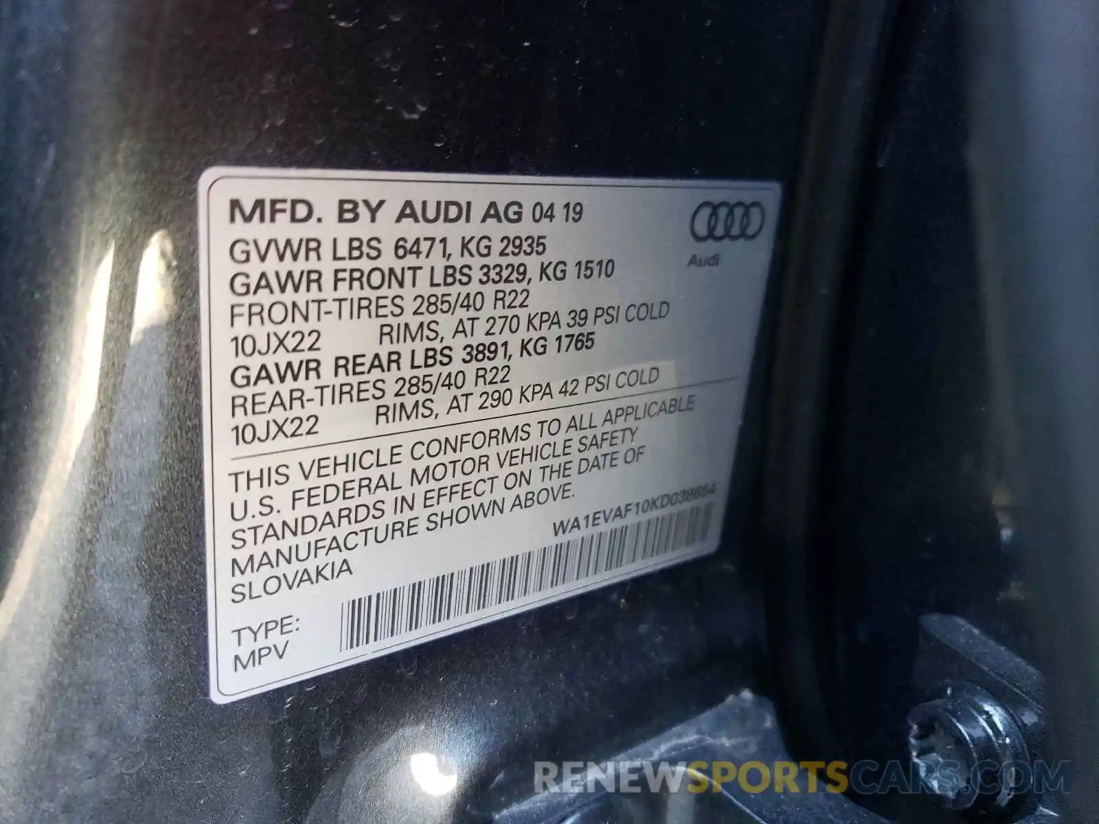 10 Photograph of a damaged car WA1EVAF10KD038654 AUDI Q8 2019