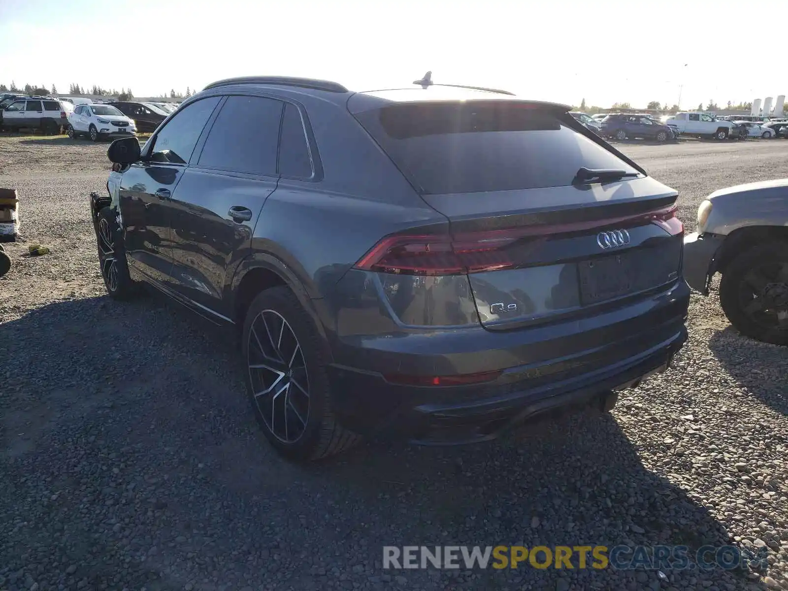 3 Фотография поврежденного автомобиля WA1EVAF10KD038654 AUDI Q8 2019