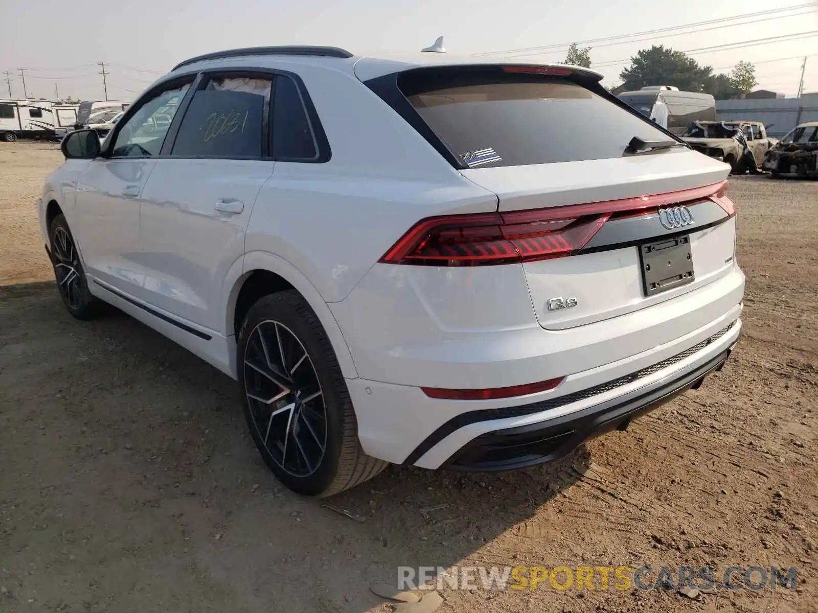 3 Фотография поврежденного автомобиля WA1EVAF12KD019474 AUDI Q8 2019