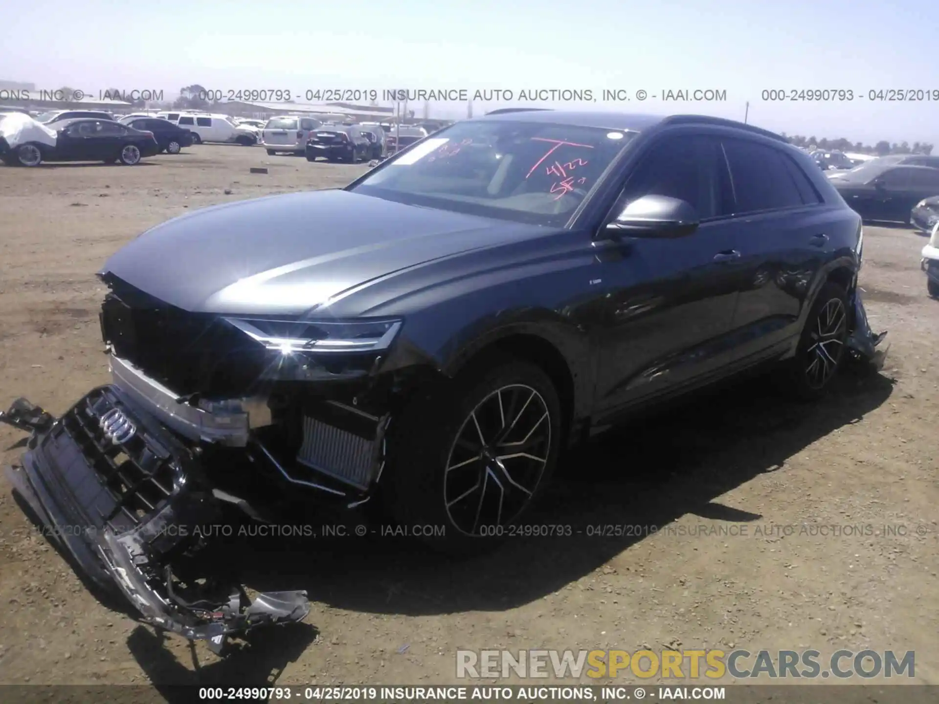 2 Фотография поврежденного автомобиля WA1EVAF12KD019636 AUDI Q8 2019